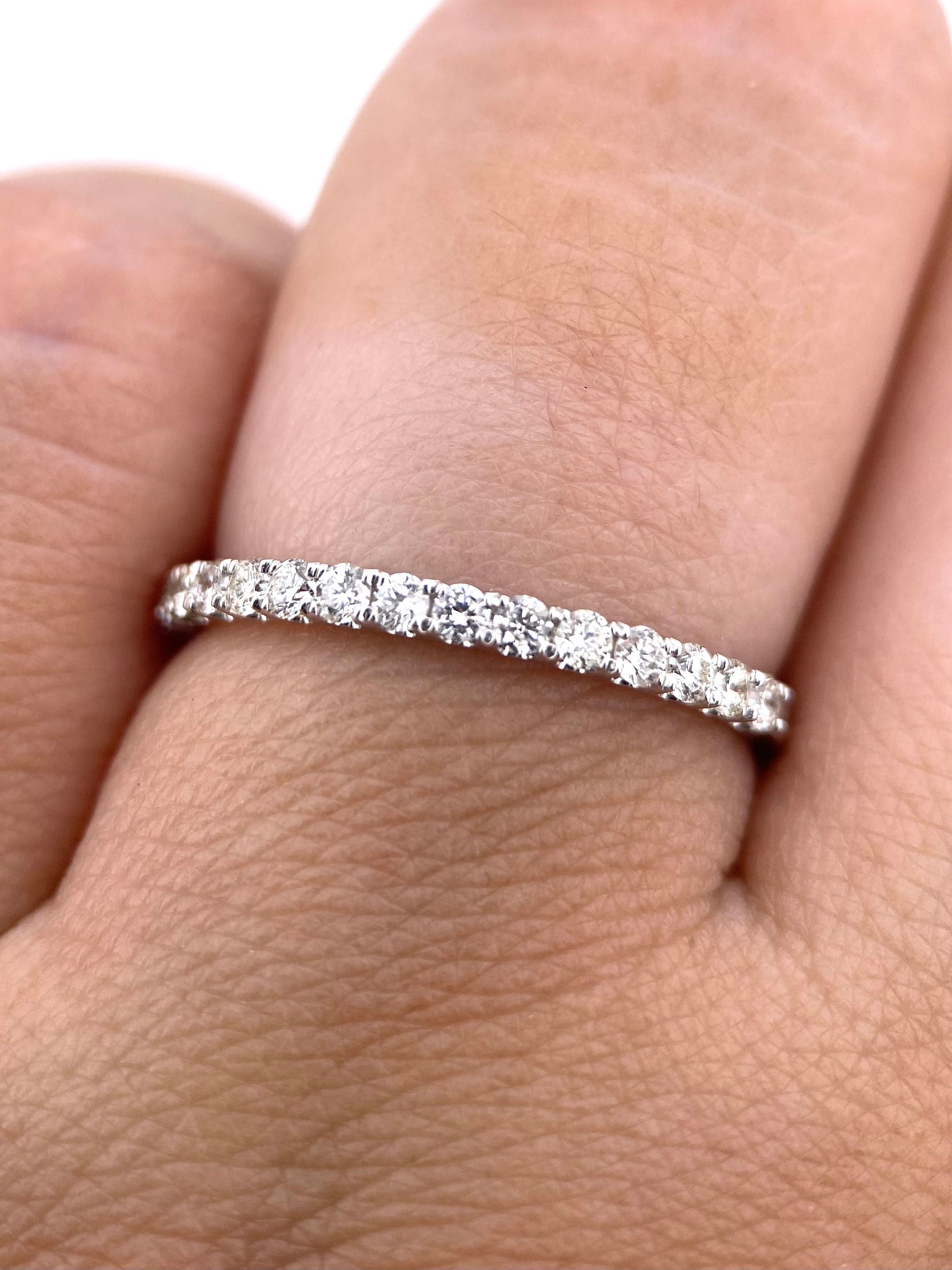Churumbela 0.35ct Oro 14k Blanco.            OF2361