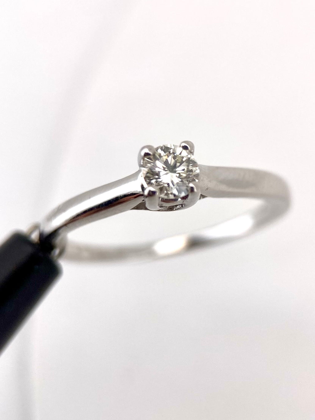 Oro Blanco 14k Redondo 0.20ct de Diamante Natural                                                  Anillo Compromiso OF2305
