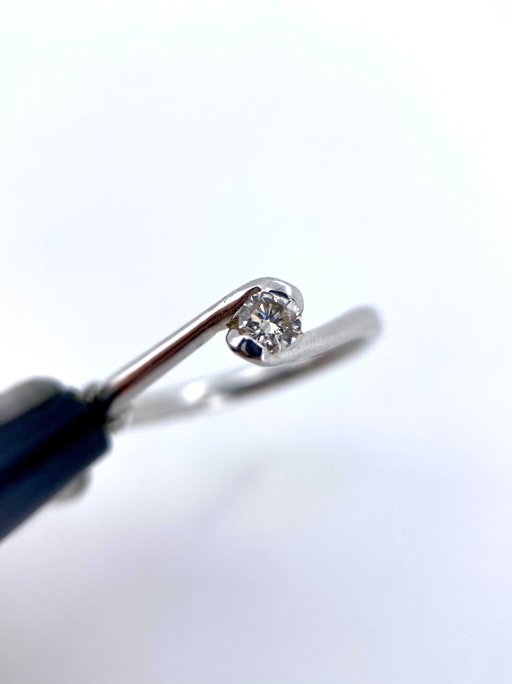 Oro Blanco 14k Redondo 0.15ct de Diamante Natural                                                  Anillo Compromiso OF2027