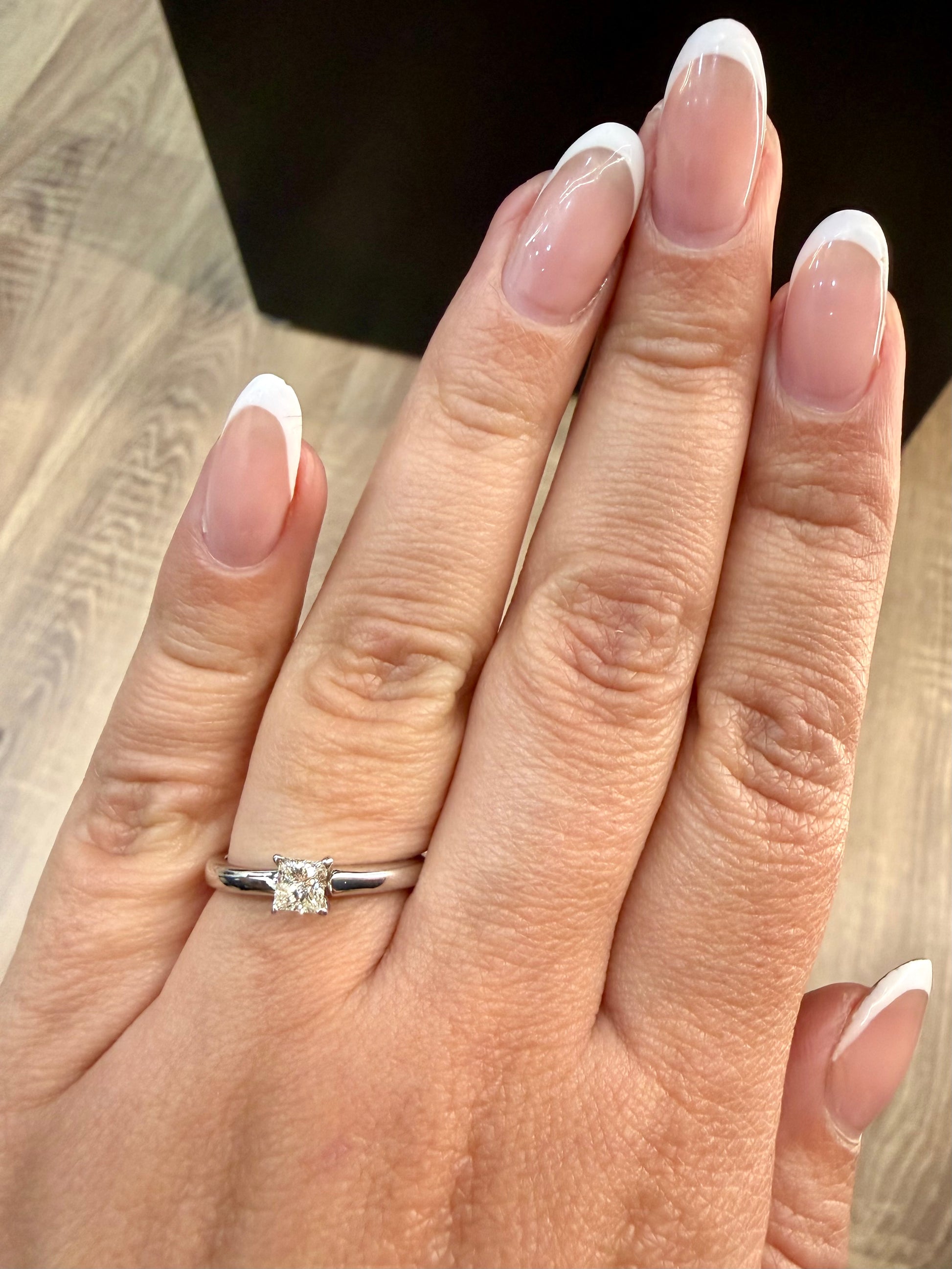 Oro Blanco 14k Princes 0.35ct de Diamante Natural                                        Anillo Compromiso OF2303