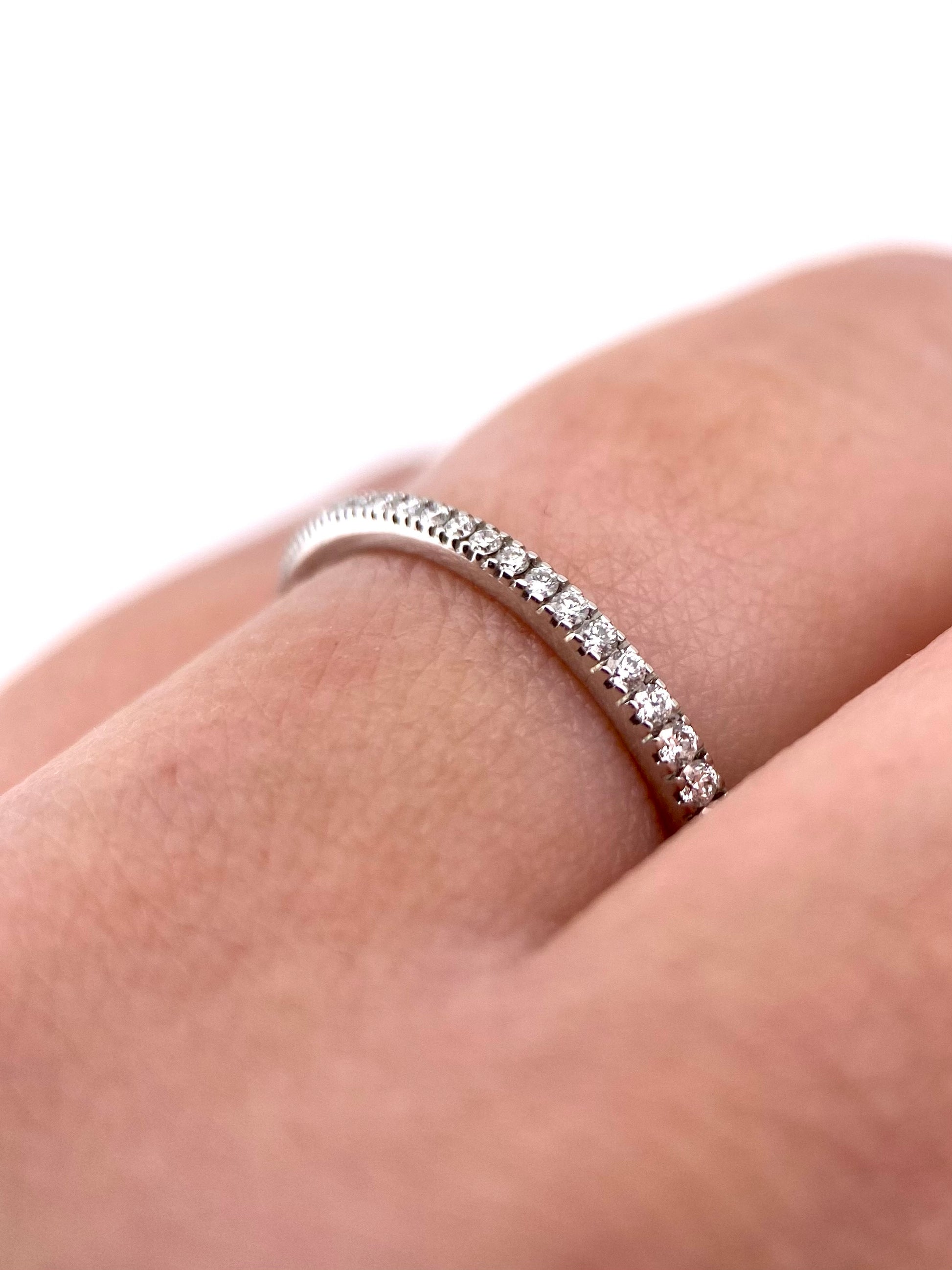 Churumbela Redonda 0.21ct Oro 14k Blanco.            OF2314