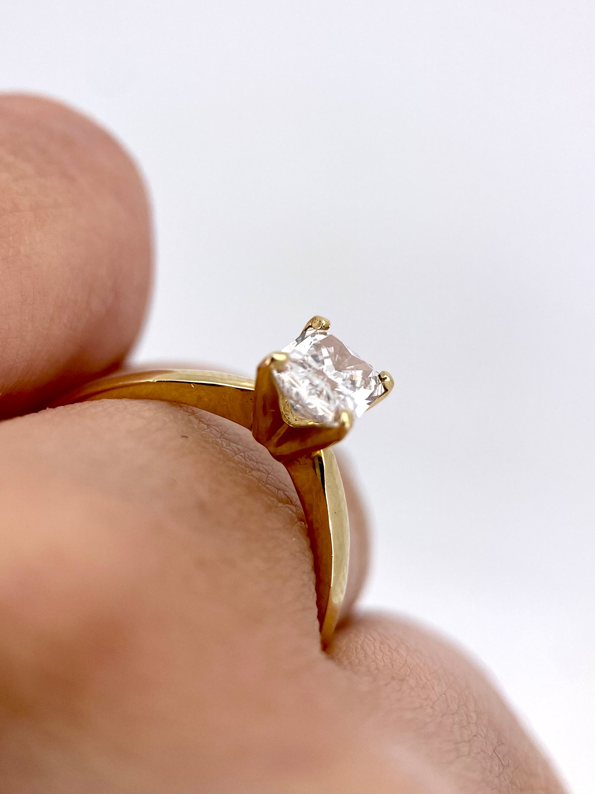 Diamante Laboratorio IGI Radiant 1.00ct Oro 14k Amarillo
