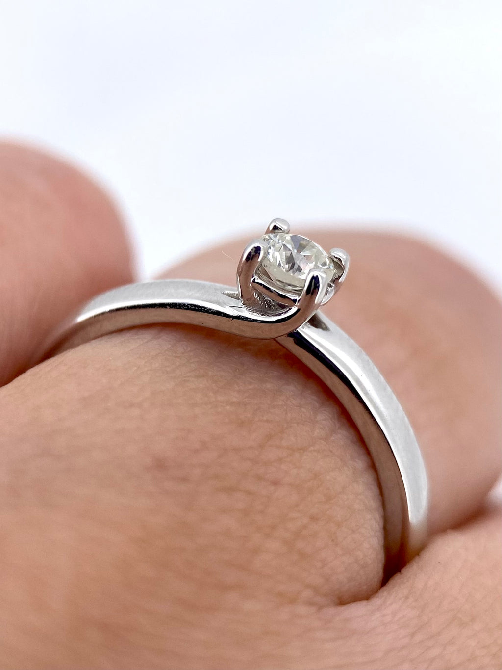 Oro Blanco 14k Redondo 0.23ct de Diamante Natural                                                  Anillo Compromiso OF1438