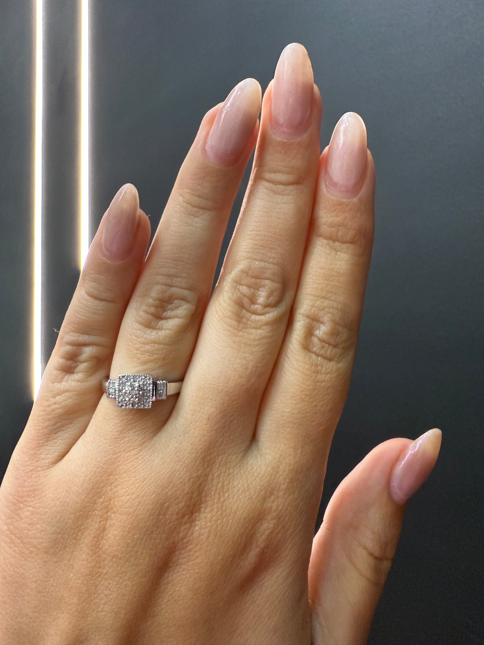 Oro Blanco 14k Princess 0.20ct de Diamantes Naturales                            Anillo Compromiso OF1418