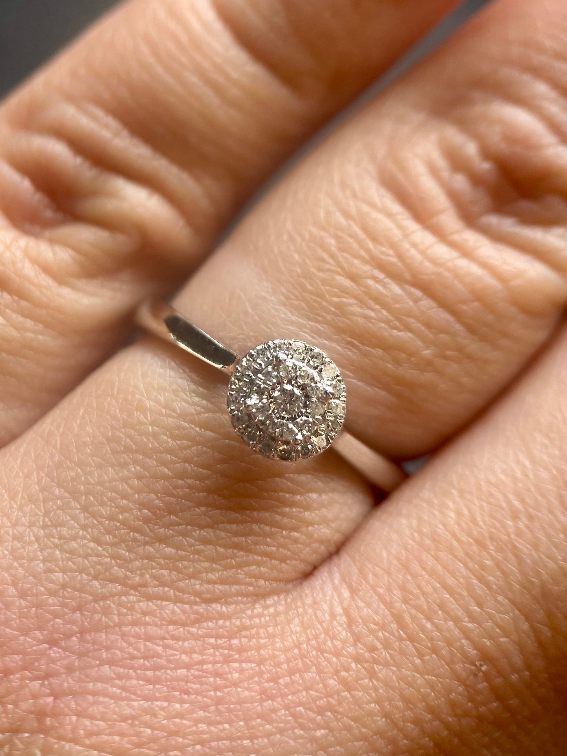 Oro Blanco 14k Redondo 0.15ct de Diamante                                                   Anillo Compromiso OF1869