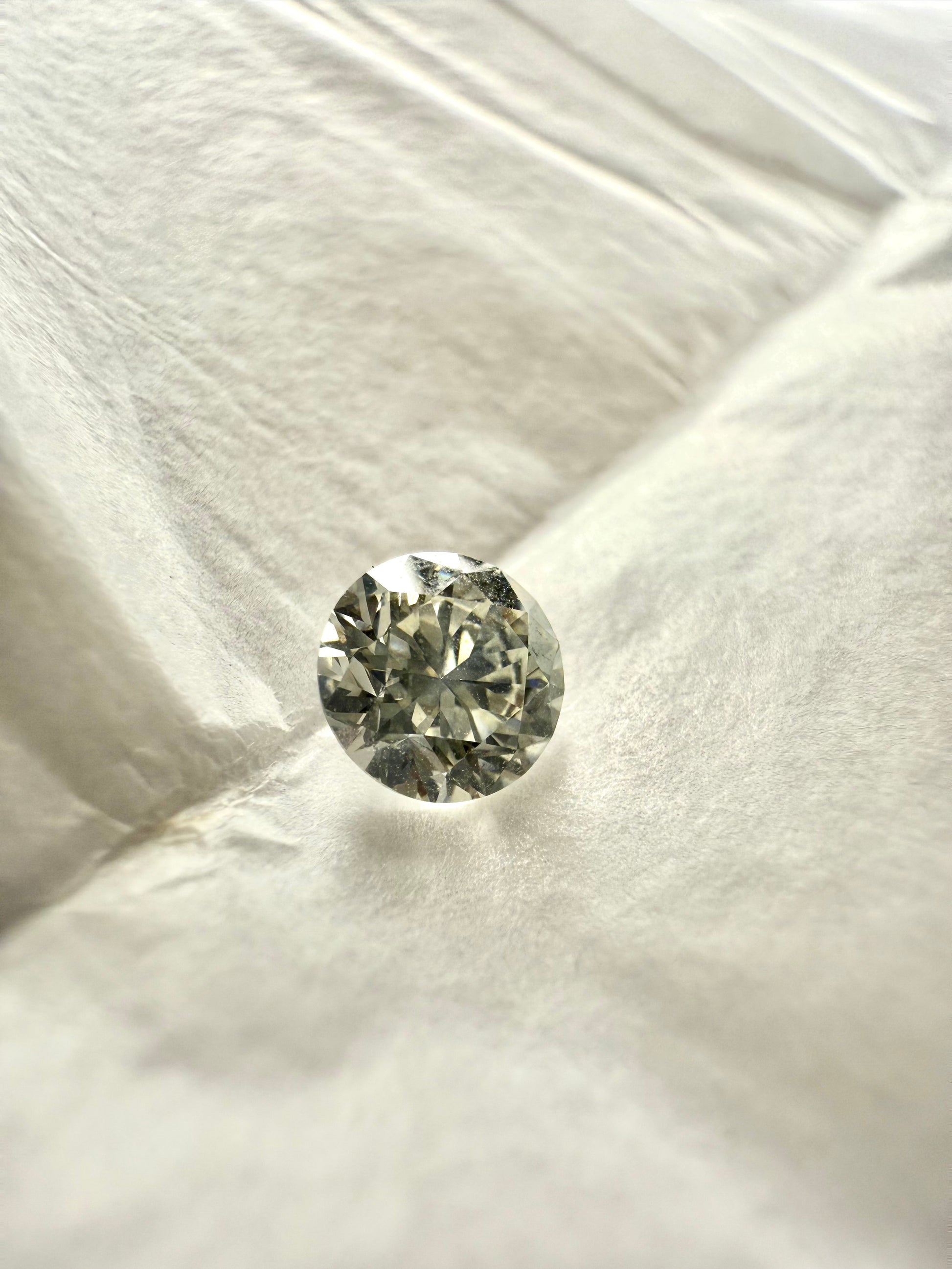 Redondo 0.70ct Diamante GIA
