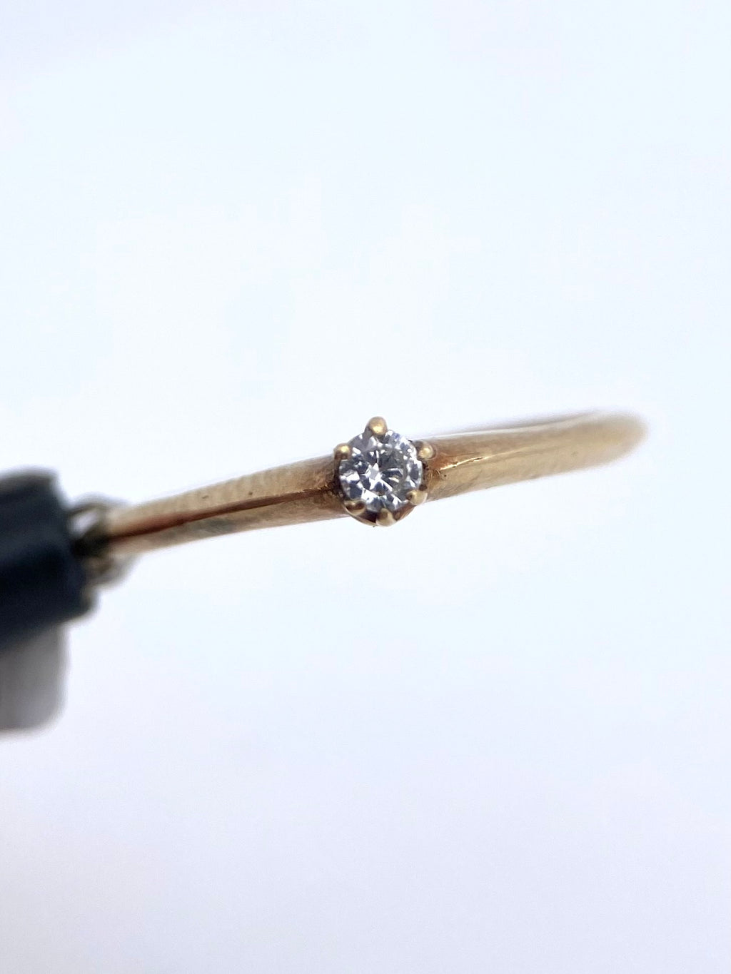 Oro Amarillo 14k Redondo 0.08ct de Diamante Natural                              Anillo Compromiso OF1289