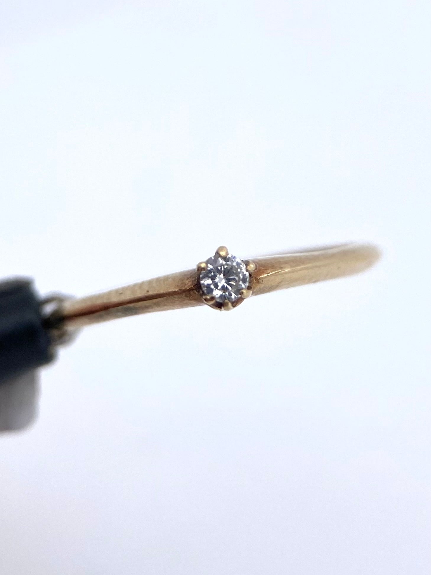 Oro Amarillo 14k Redondo 0.08ct de Diamante Natural                              Anillo Compromiso OF1289