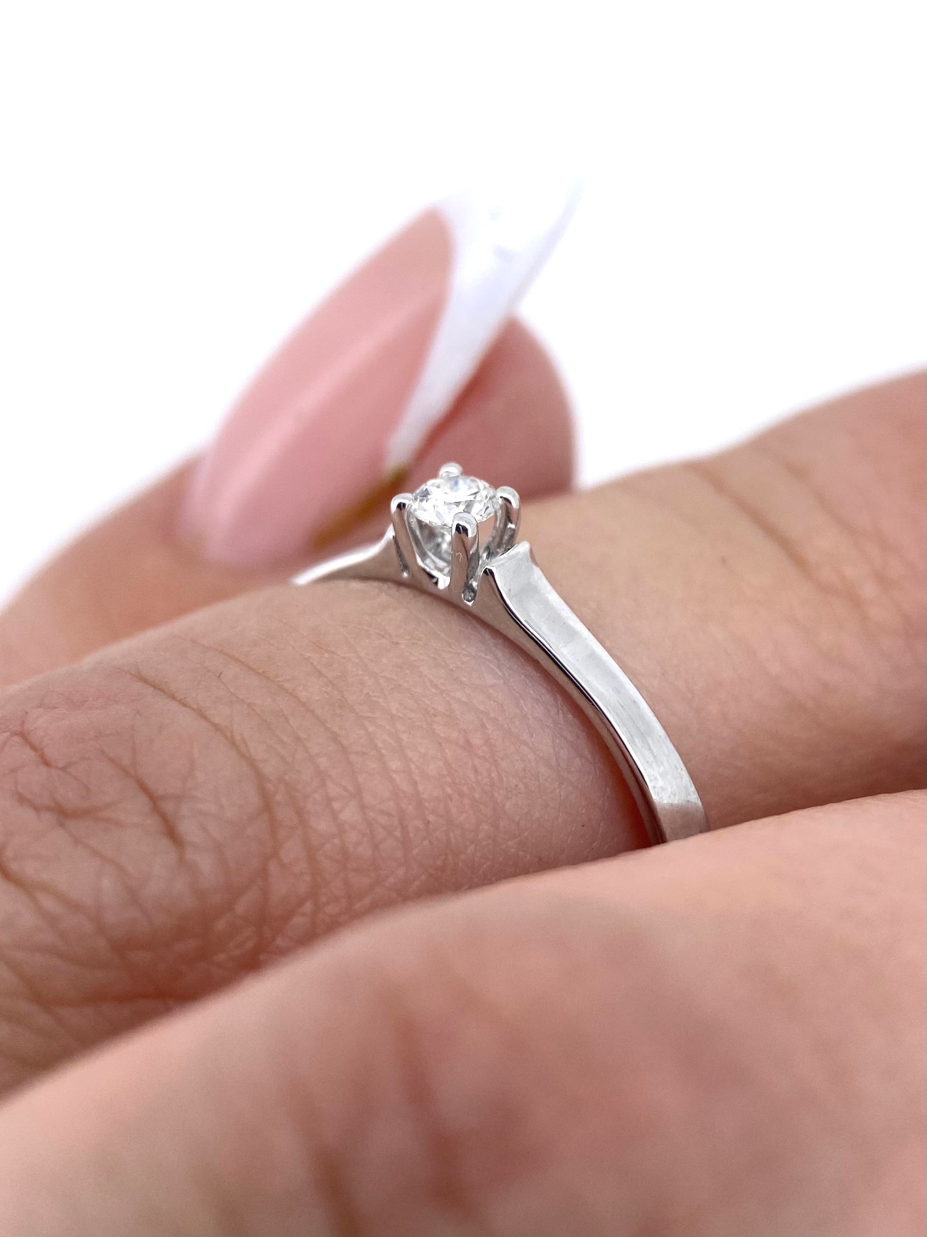 Oro Blanco 14k Princess 0.08ct de Diamante Natural                                                  Anillo Compromiso OF2333
