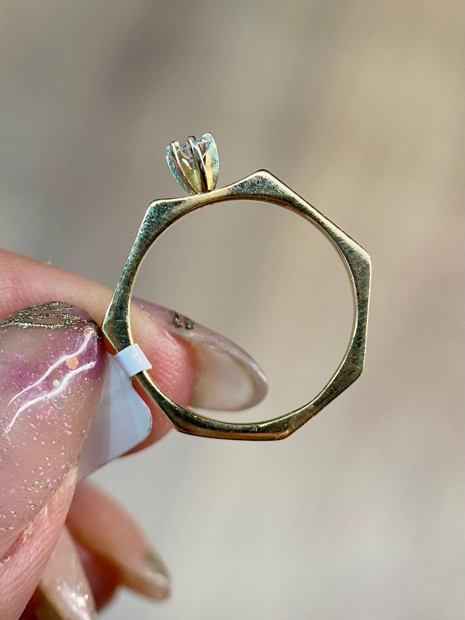 Oro Amarillo 14k Redondo 0.10ct de Diamante Natural                              Anillo Compromiso OF1454