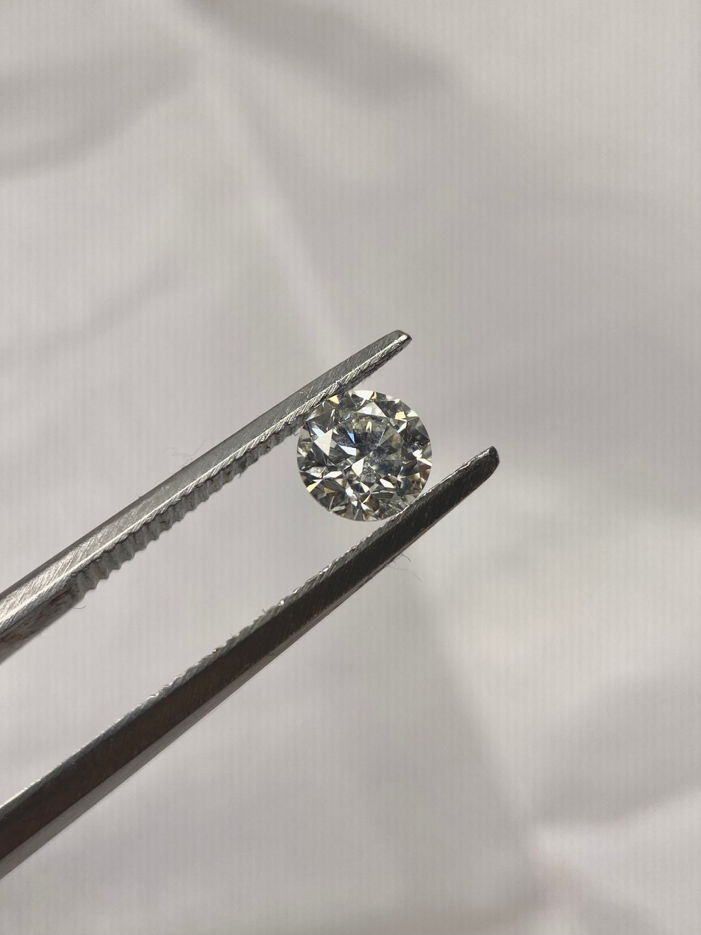 Redondo 0.70ct Diamante GIA