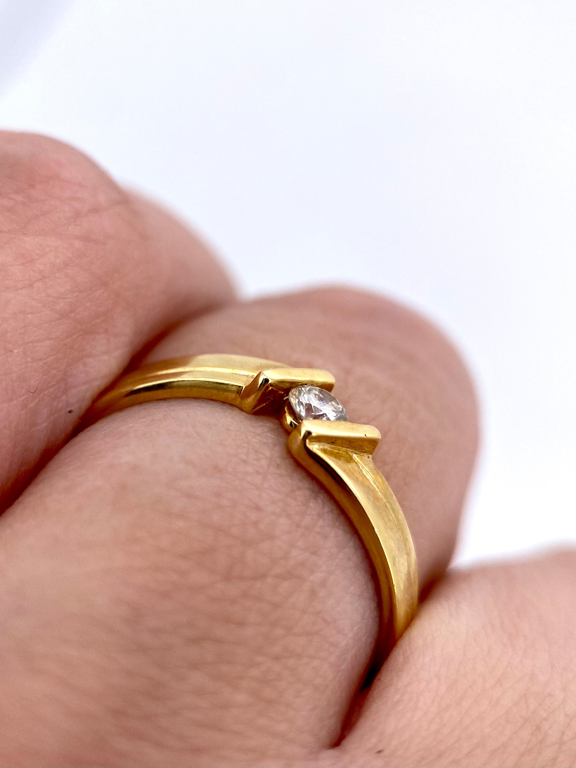 Oro Amarillo 14k Redondo 0.10ct de Diamante Natural                                                   Anillo Compromiso OF1577