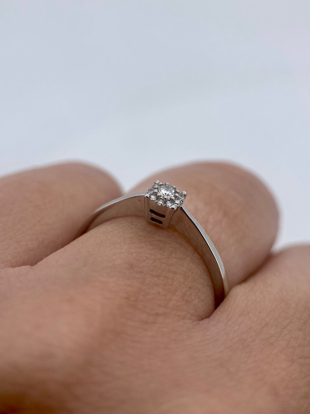 Oro Blanco 14k Redondo 0.15ct de Diamante Natural                                                  Anillo Compromiso OF2052