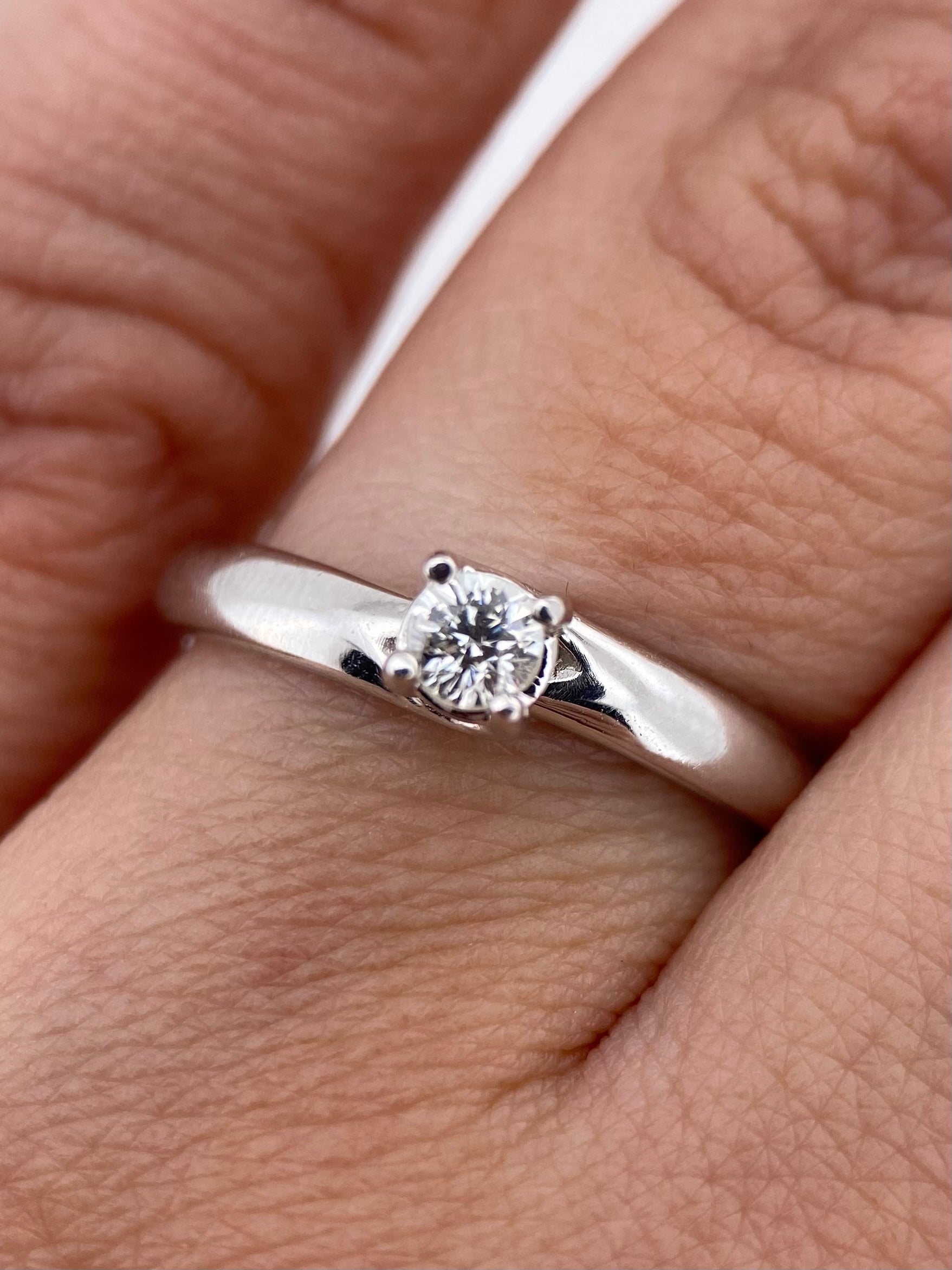 Oro Blanco 14k Redondo 0.23ct de Diamante Natural                                                  Anillo Compromiso OF1438