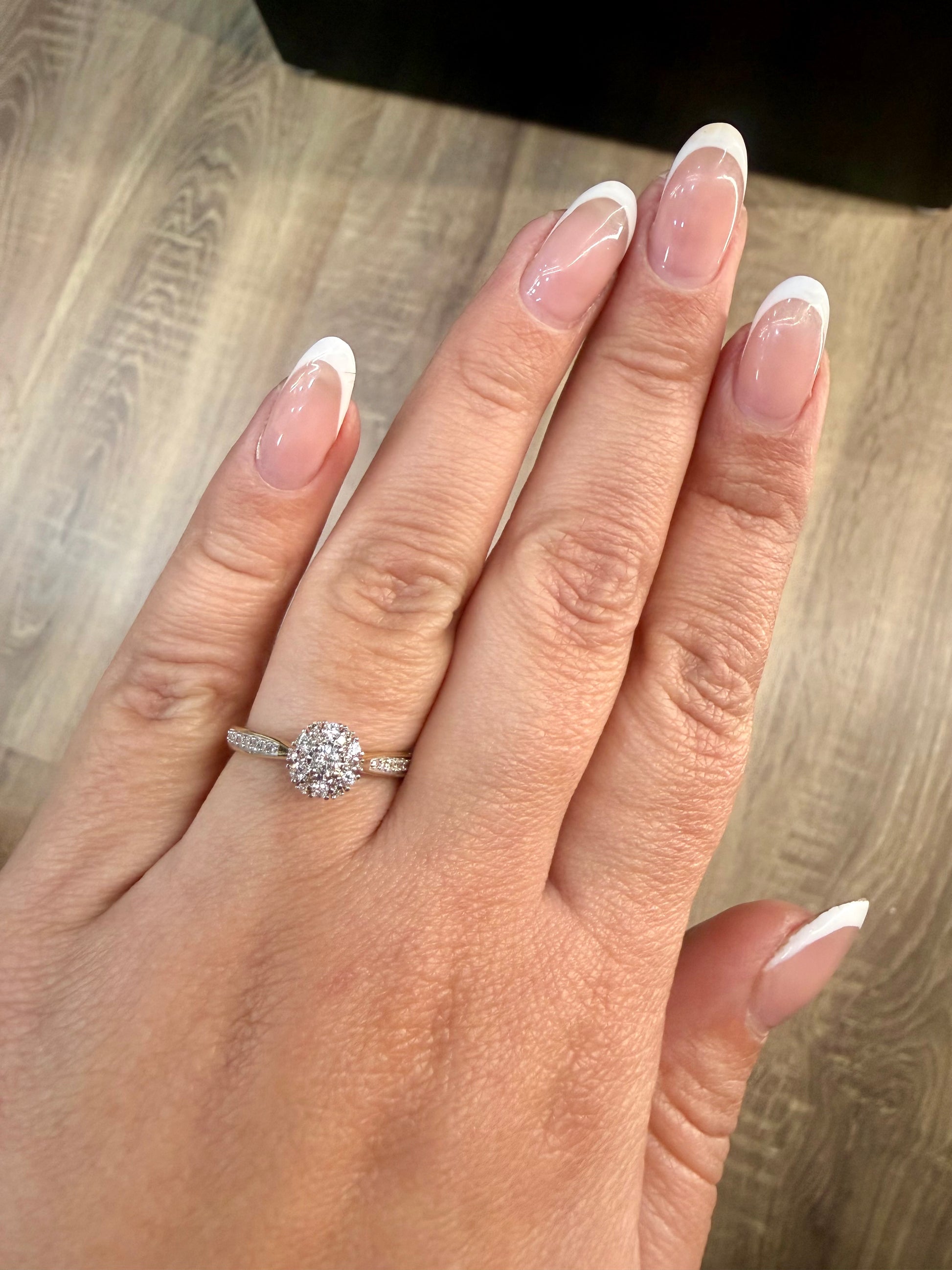 Oro Amarillo 14k Redondo 0.33ct de Diamantes Naturales                            Anillo Compromiso OF2292
