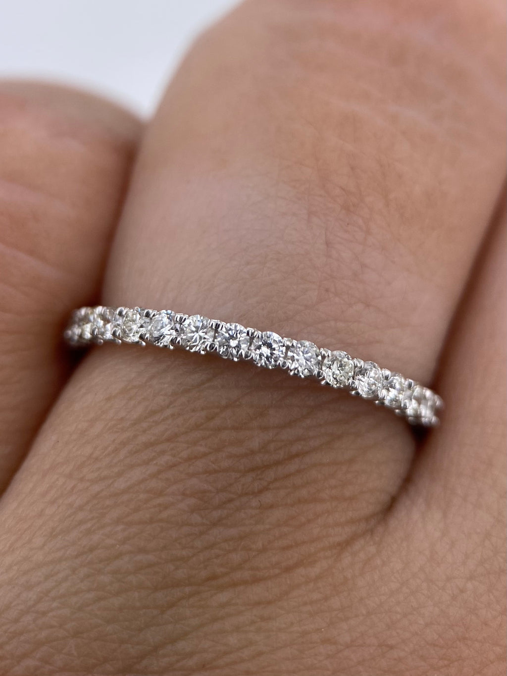 Churumbela 0.35ct Oro 14k Blanco.            OF2361