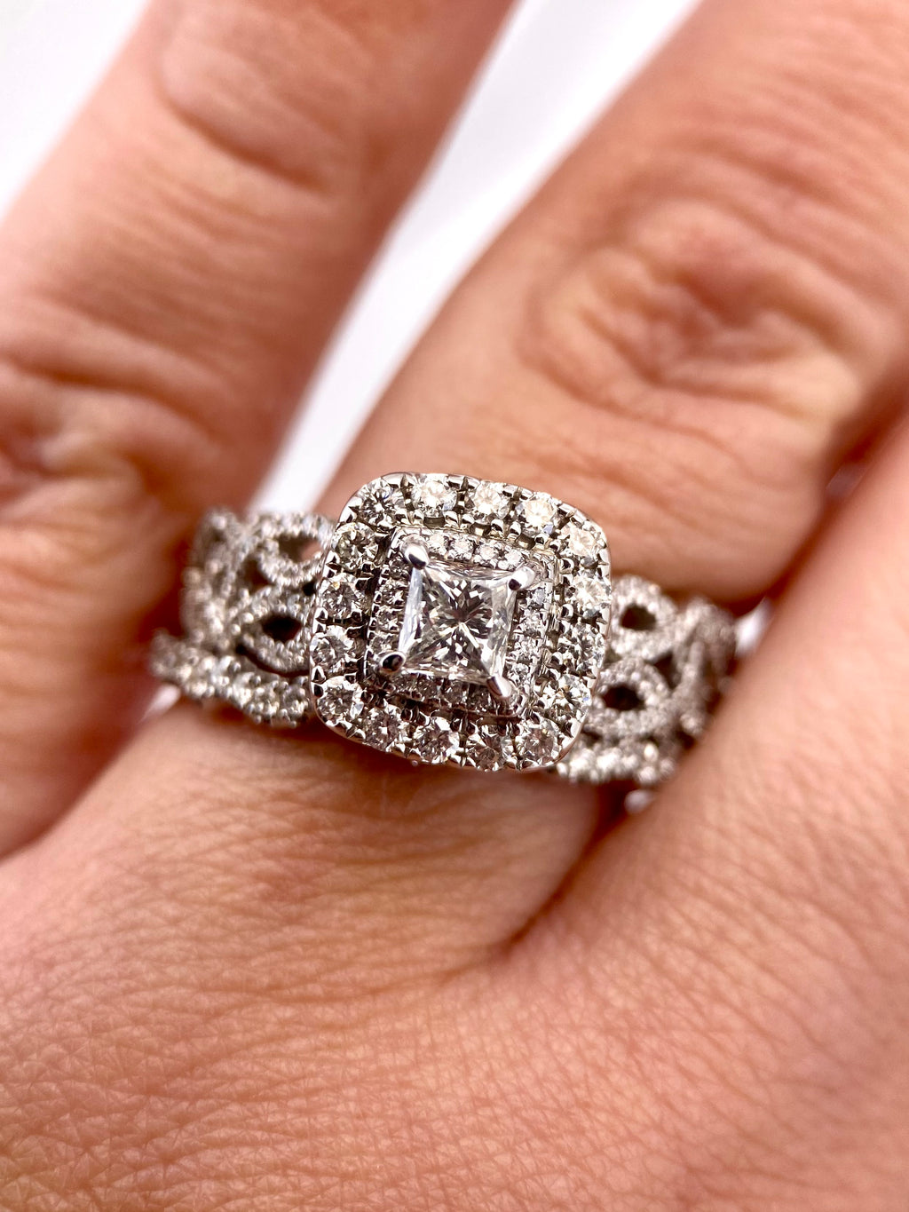Oro Blanco 14k Princes 2.12ct de Diamantes Naturales                            Anillo Compromiso OF2295