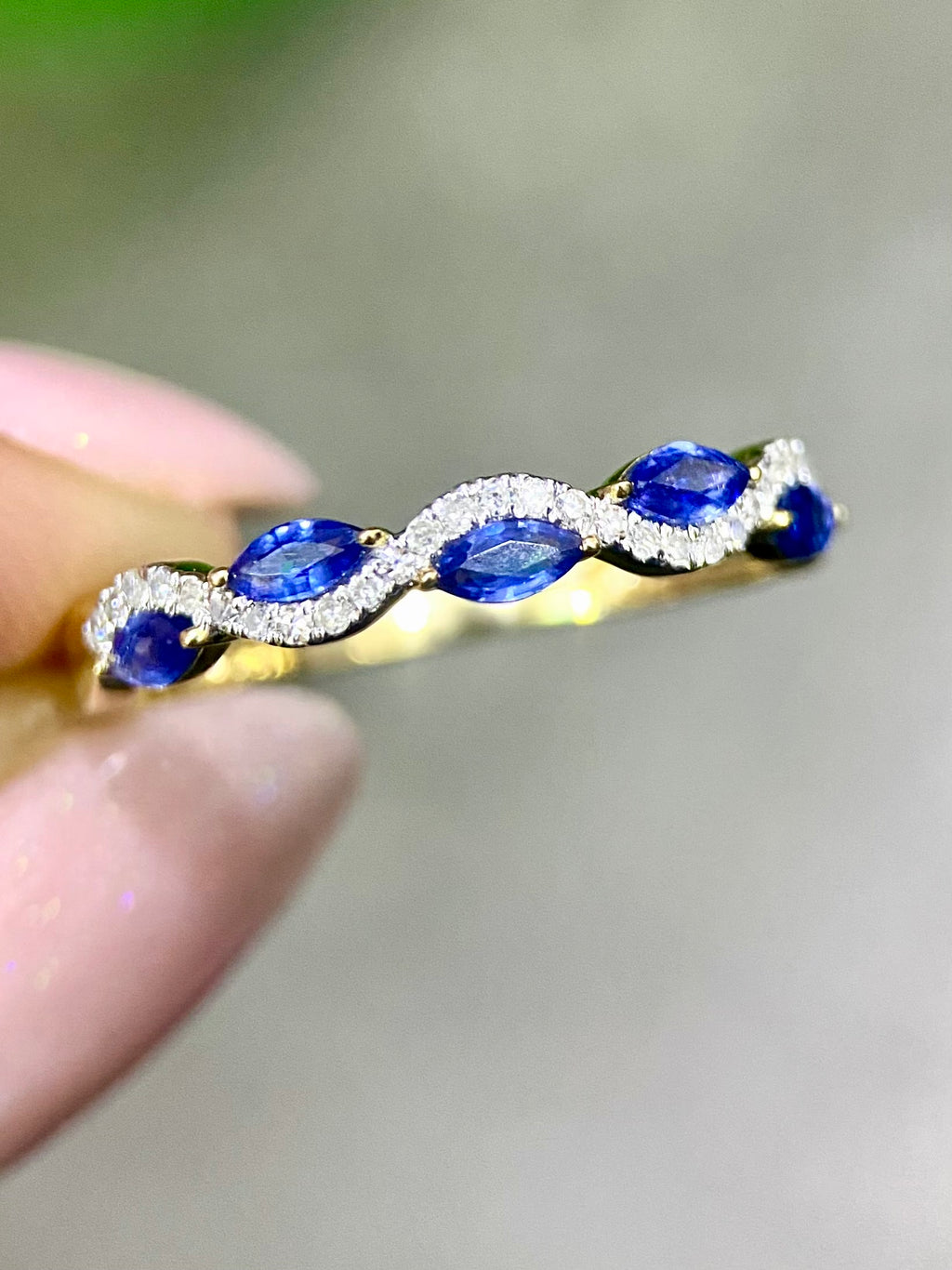 Churumbela Zafiros y Diamantes 0.65ct Oro 14k Blanco.            OF2370