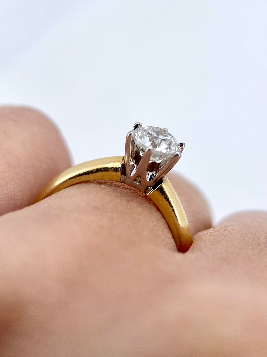 Oro Amarillo 14k Redondo 0.88ct de Diamante Natural                              Anillo Compromiso OF1699