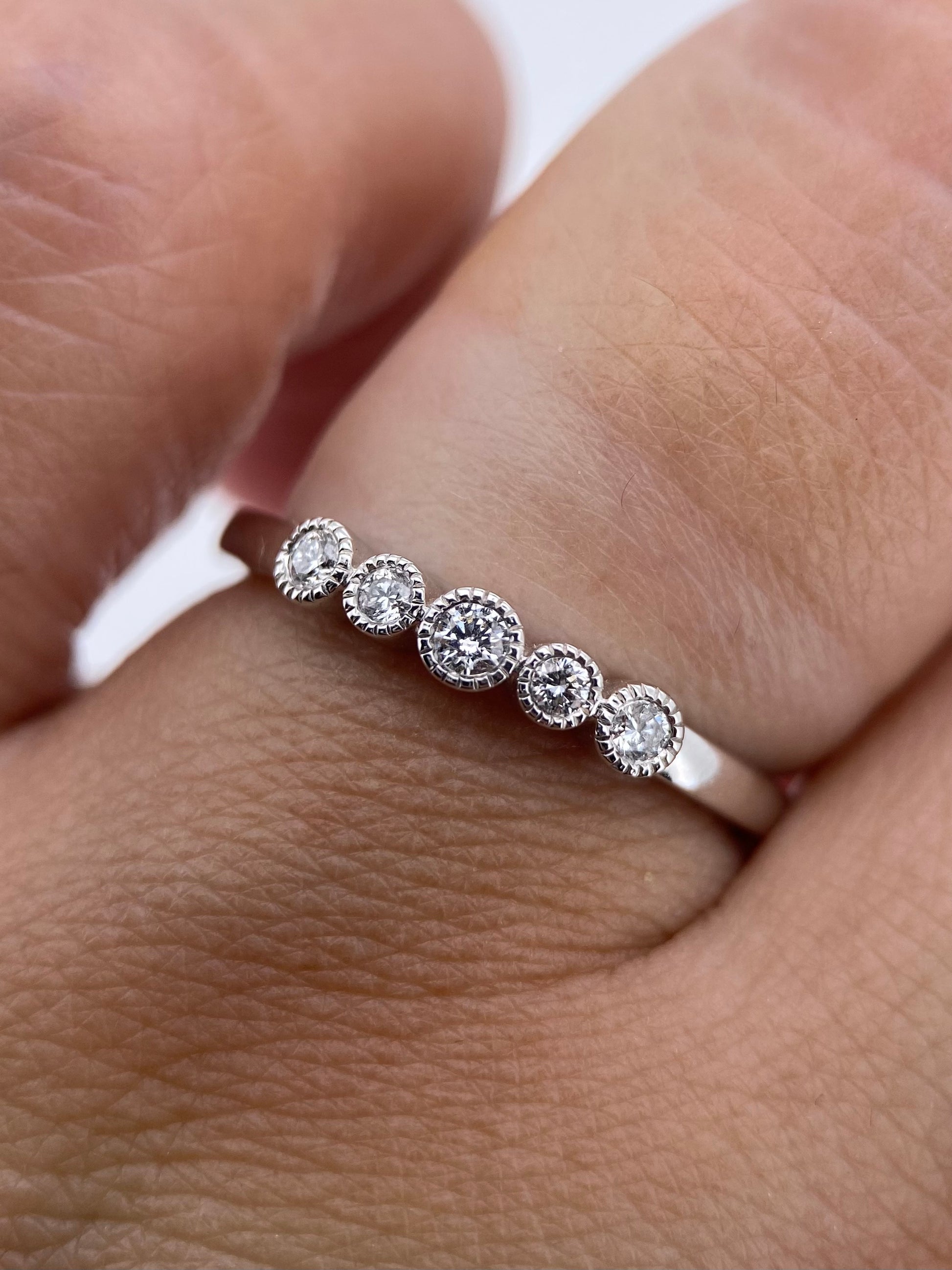 Churumbela 0.20ct Oro 14k Blanco.            OF2358