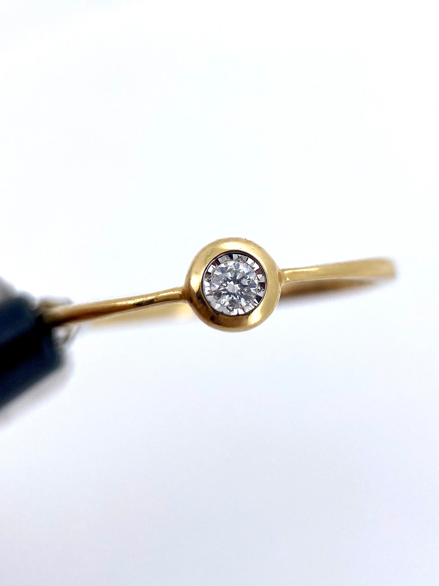 Oro Amarillo 14k Redondo 0.06ct de Diamante Natural                           Anillo Compromiso OF2053