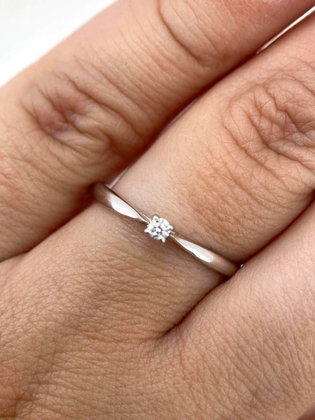 Oro Blanco 14k Redondo 0.05ct de Diamante Natural                                                  Anillo Compromiso OF2336