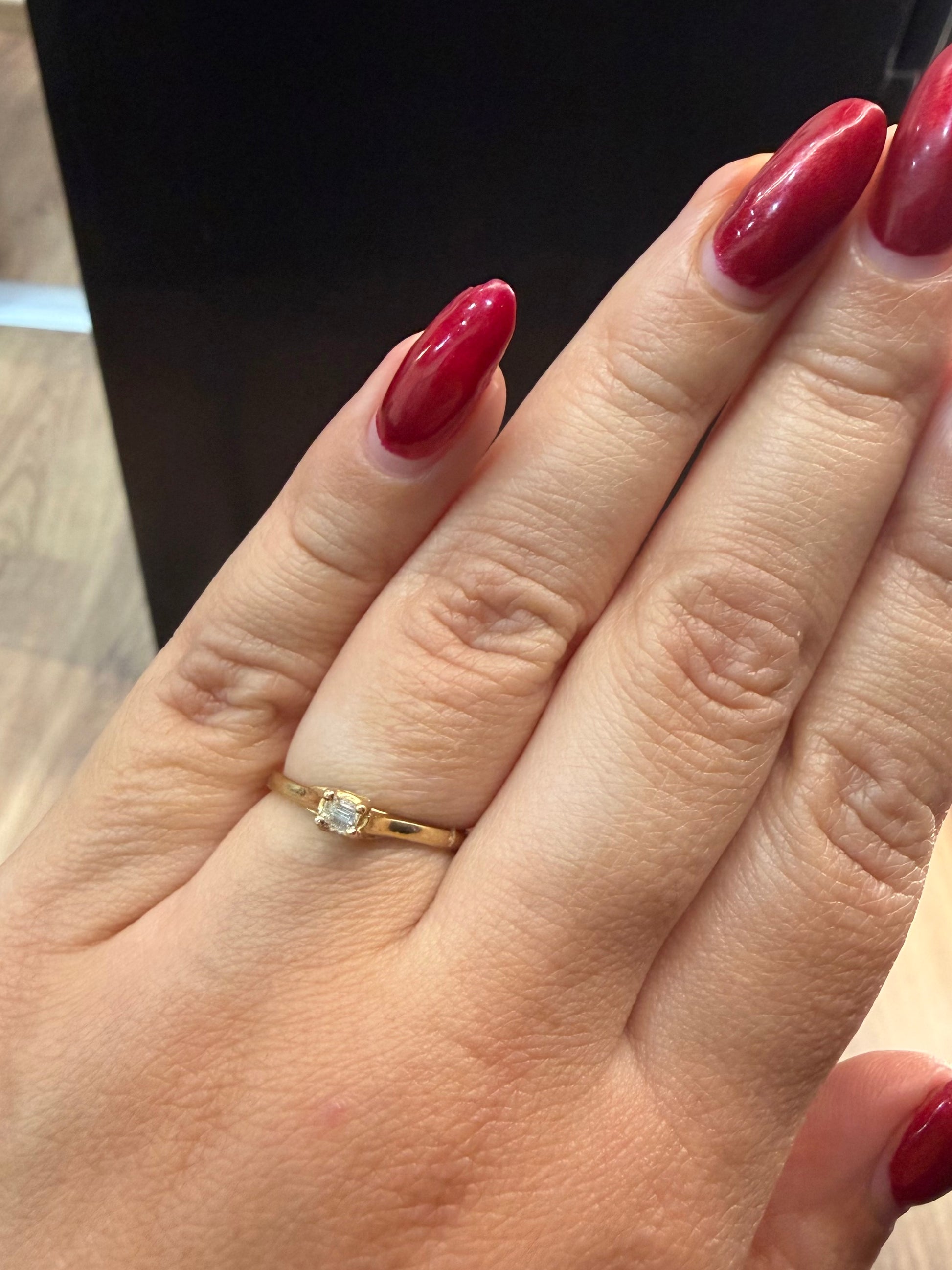 Oro Blanco 14k Esmeralda 0.09ct de Diamante Natural                                                  Anillo Compromiso OF1989