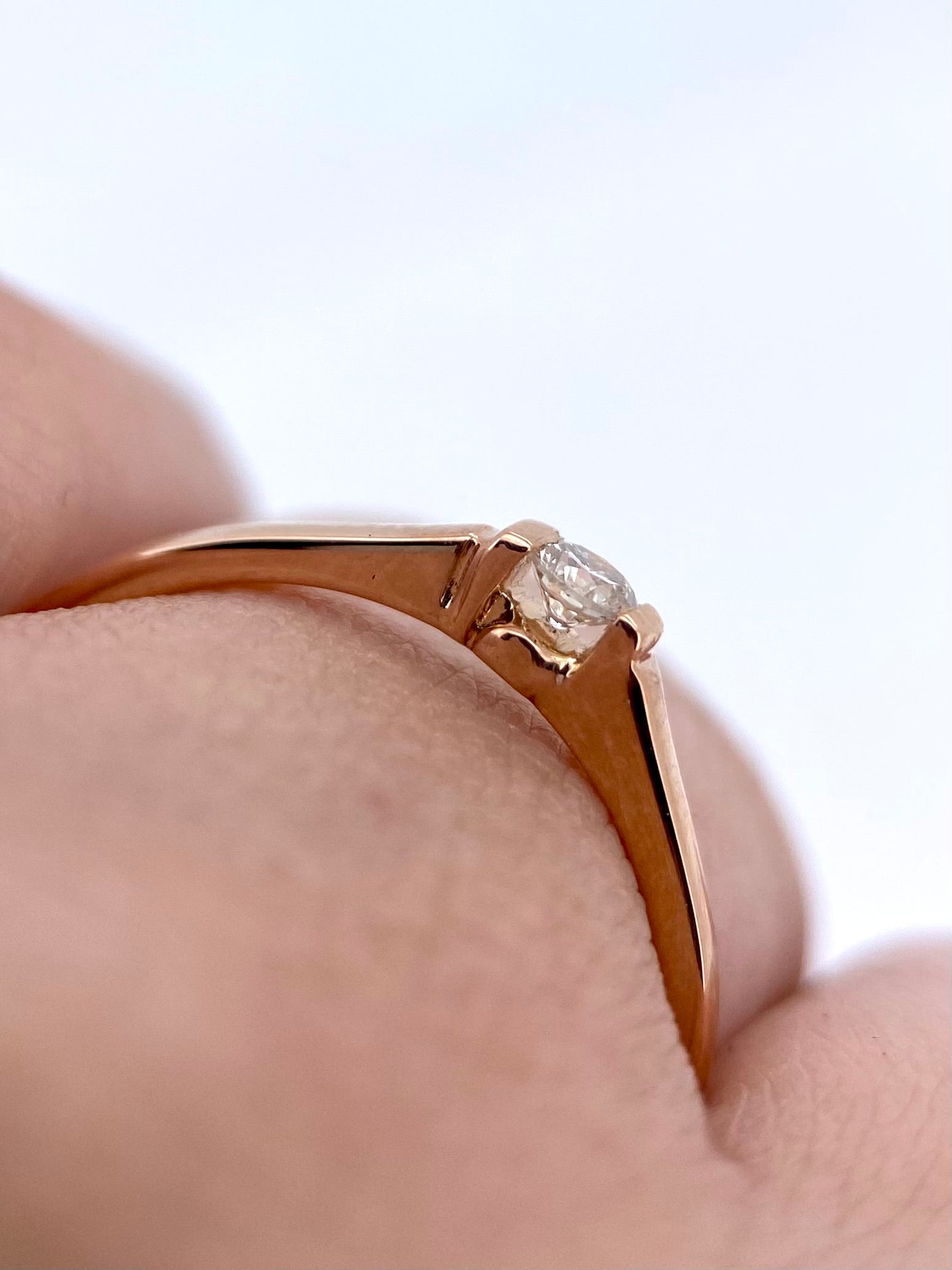 Oro Rosa 14k Redondo 0.08ct de Diamante Natural                              Anillo Compromiso OF2330