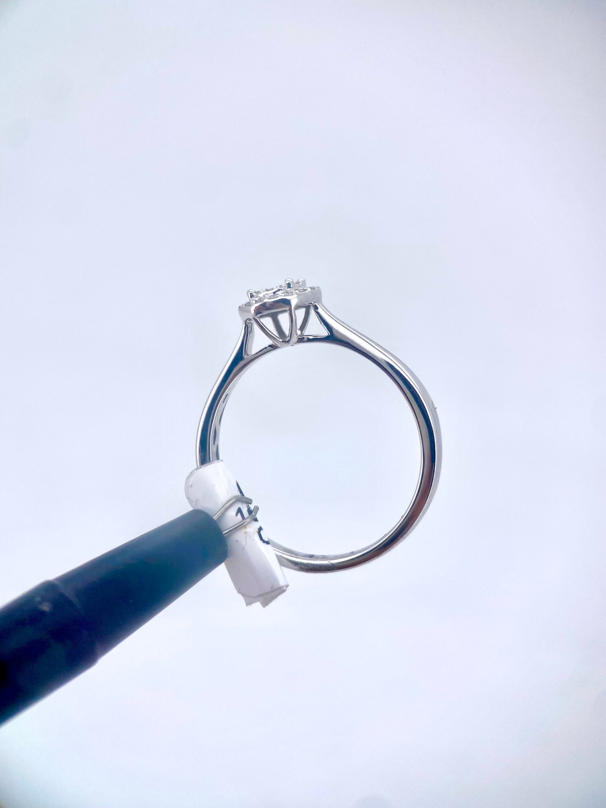 Oro Blanco 14k Redondo 0.15ct de Diamante                                                   Anillo Compromiso OF1869