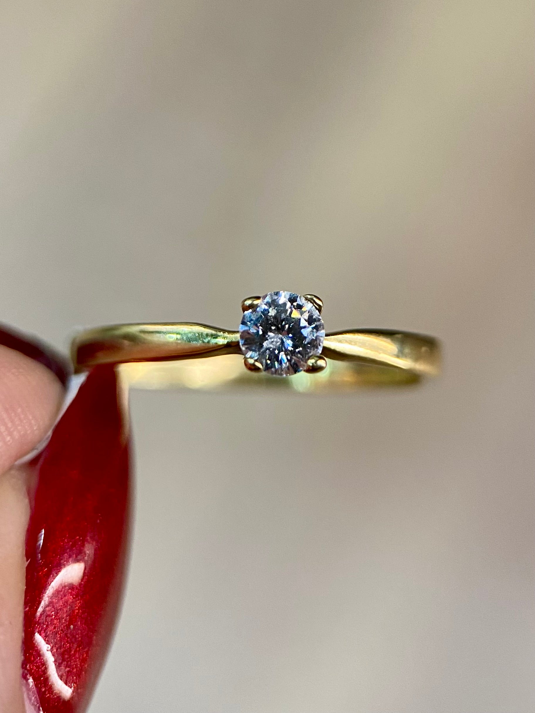 Oro Amarillo 14k Redondo 0.20ct de Diamante Natural                              Anillo Compromiso OF1510