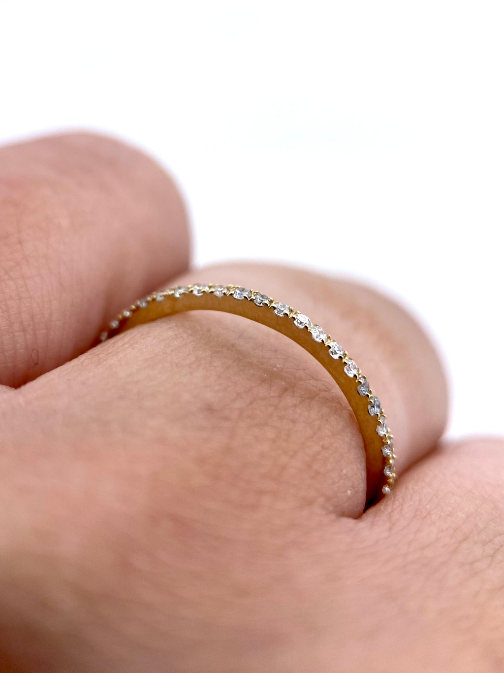 Churumbela Redonda 0.16ct Oro 14k Amarillo.            OF2342