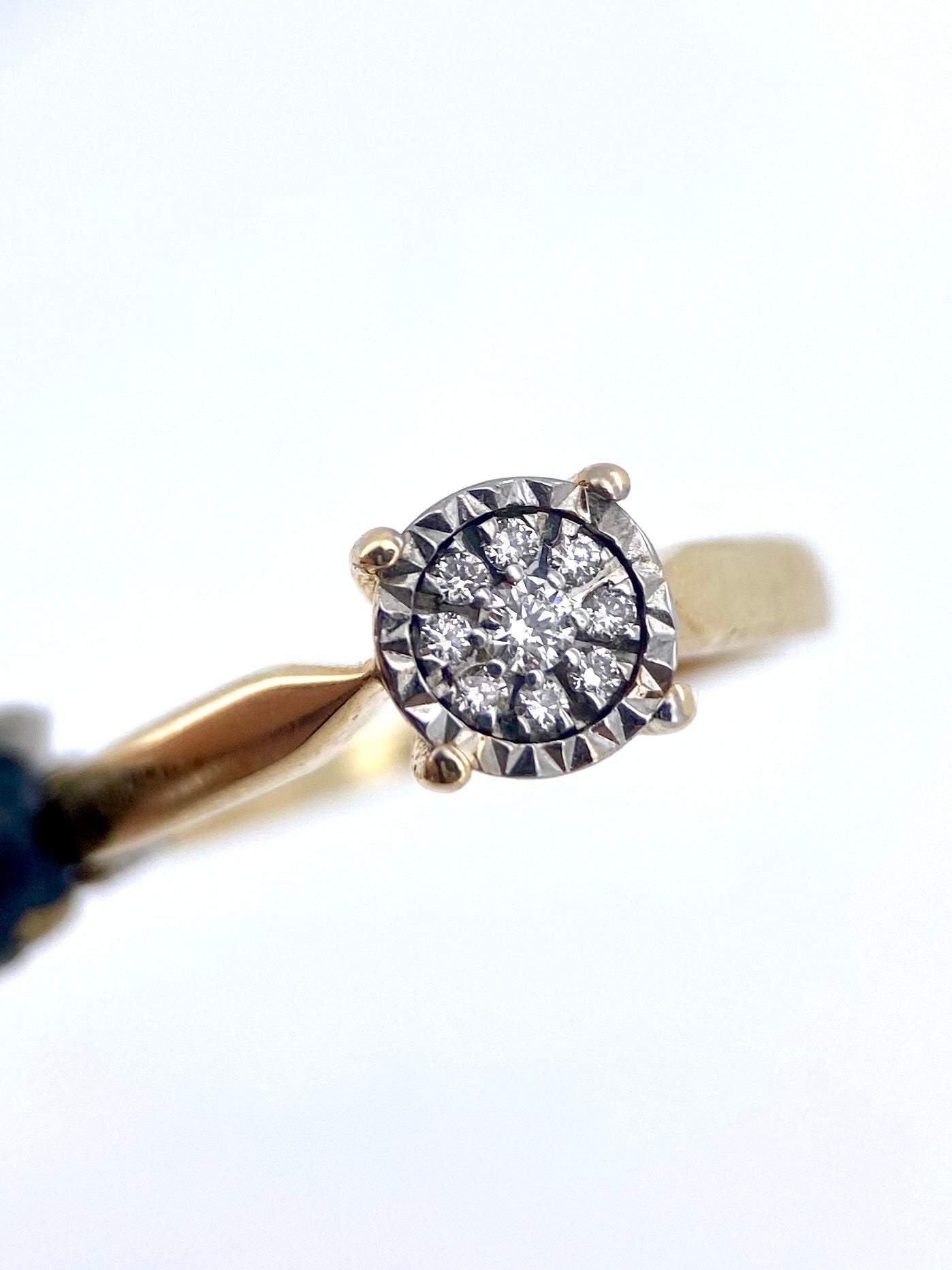 Oro Amarillo 14k Redondo 0.20ct de Diamantes Naturales                            Anillo Compromiso OF2329