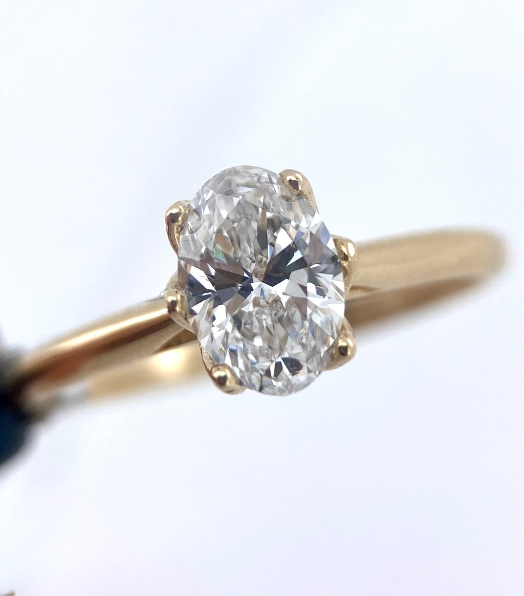 Diamante Laboratorio IGI Oval 1.00ct Oro 14k Amarillo-Anillo de Compromiso