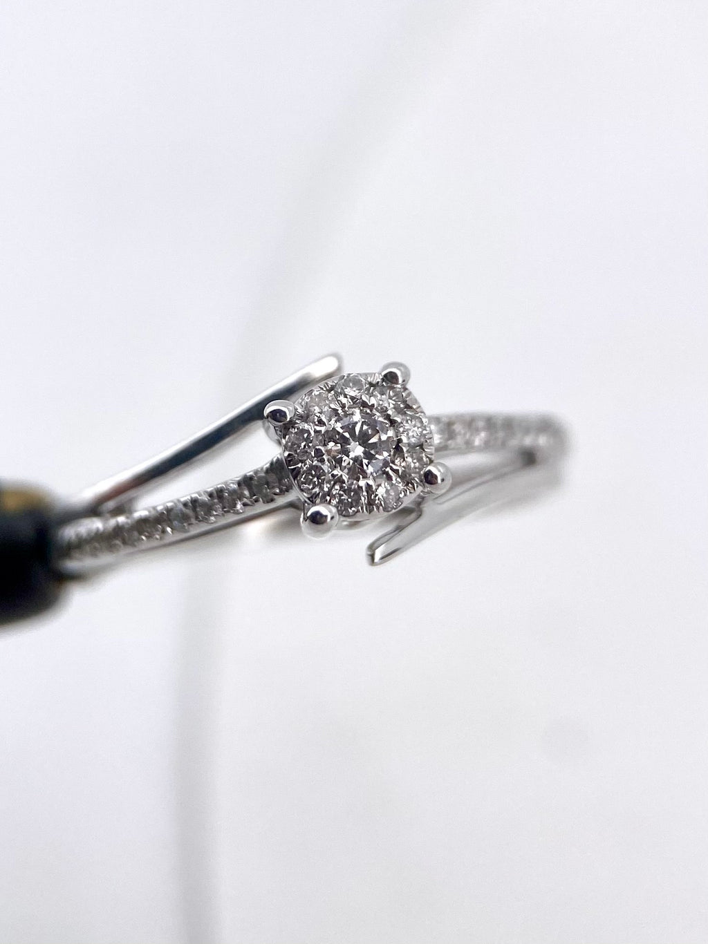 Oro Blanco 14k Redondo 0.20ct de Diamantes Naturales                            Anillo de compromiso OF2327