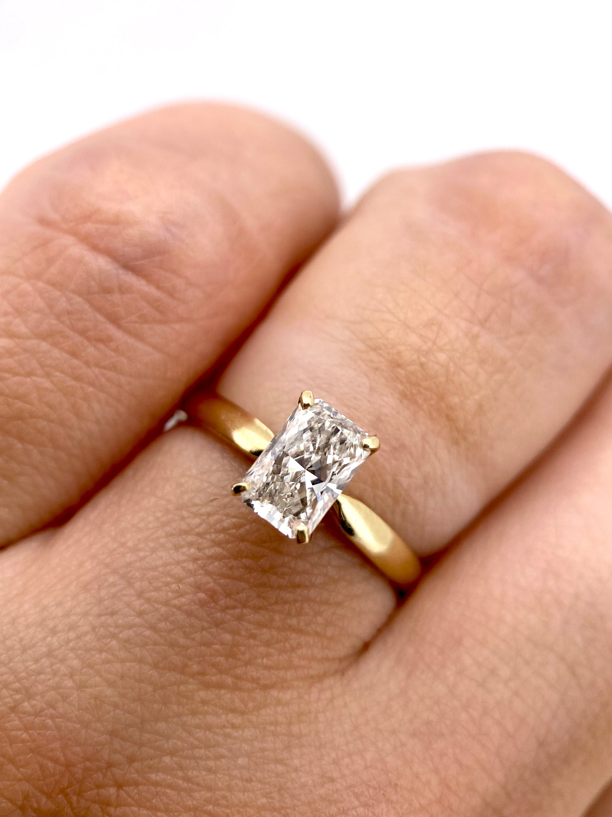 Diamante Laboratorio IGI Radiant 1.00ct Oro 14k Amarillo