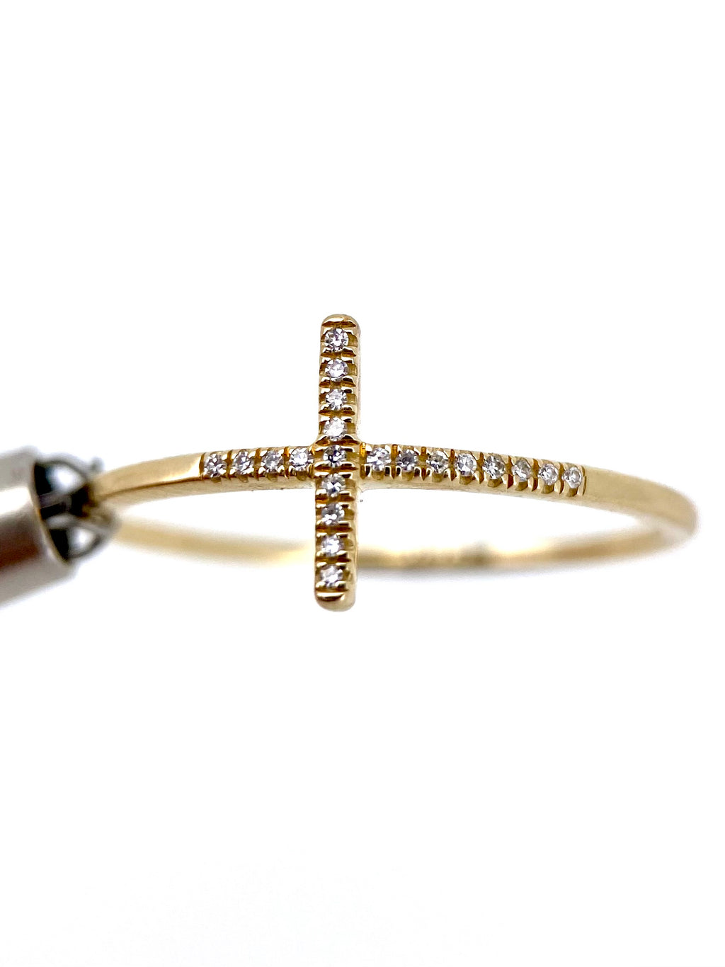 Churumbela Cruz 0.12ct Oro 14k Amarillo.            OF2352