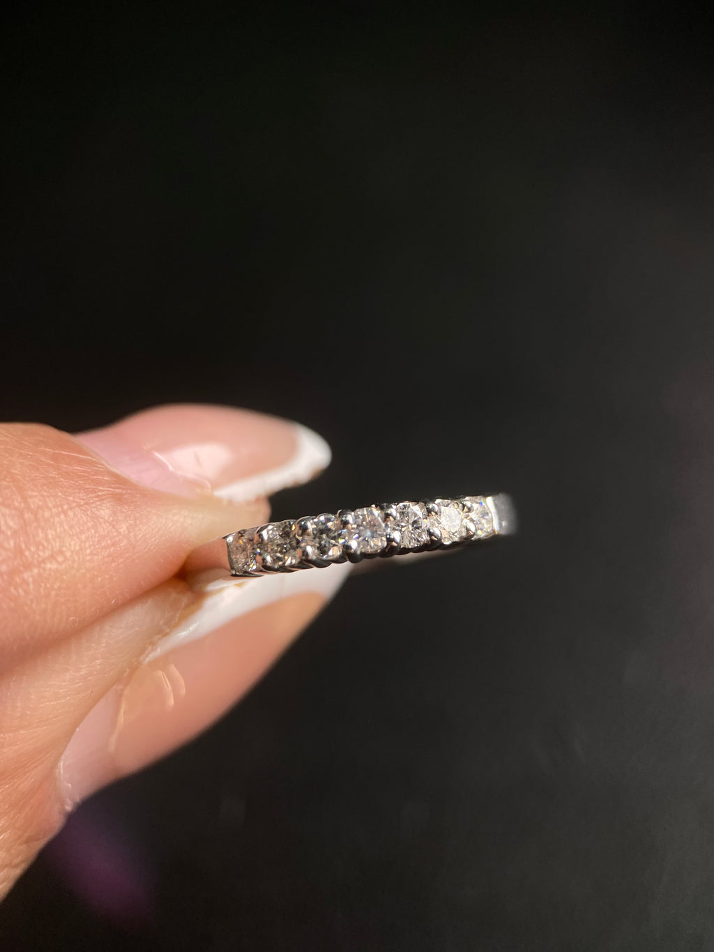 Churumbela Redonda 0.21ct Oro 14k Blanca.            OF2324