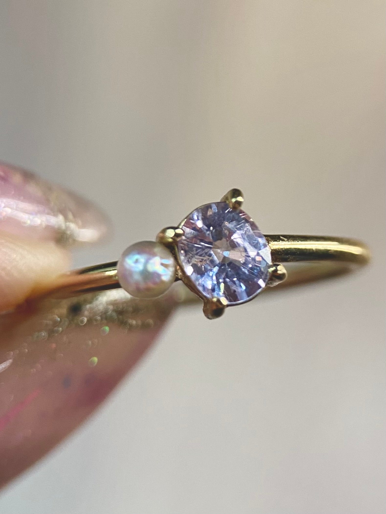 Oro Amarillo 14k Oval 0.56 de Zafiro Natural                         Anillo Compromiso OF2035