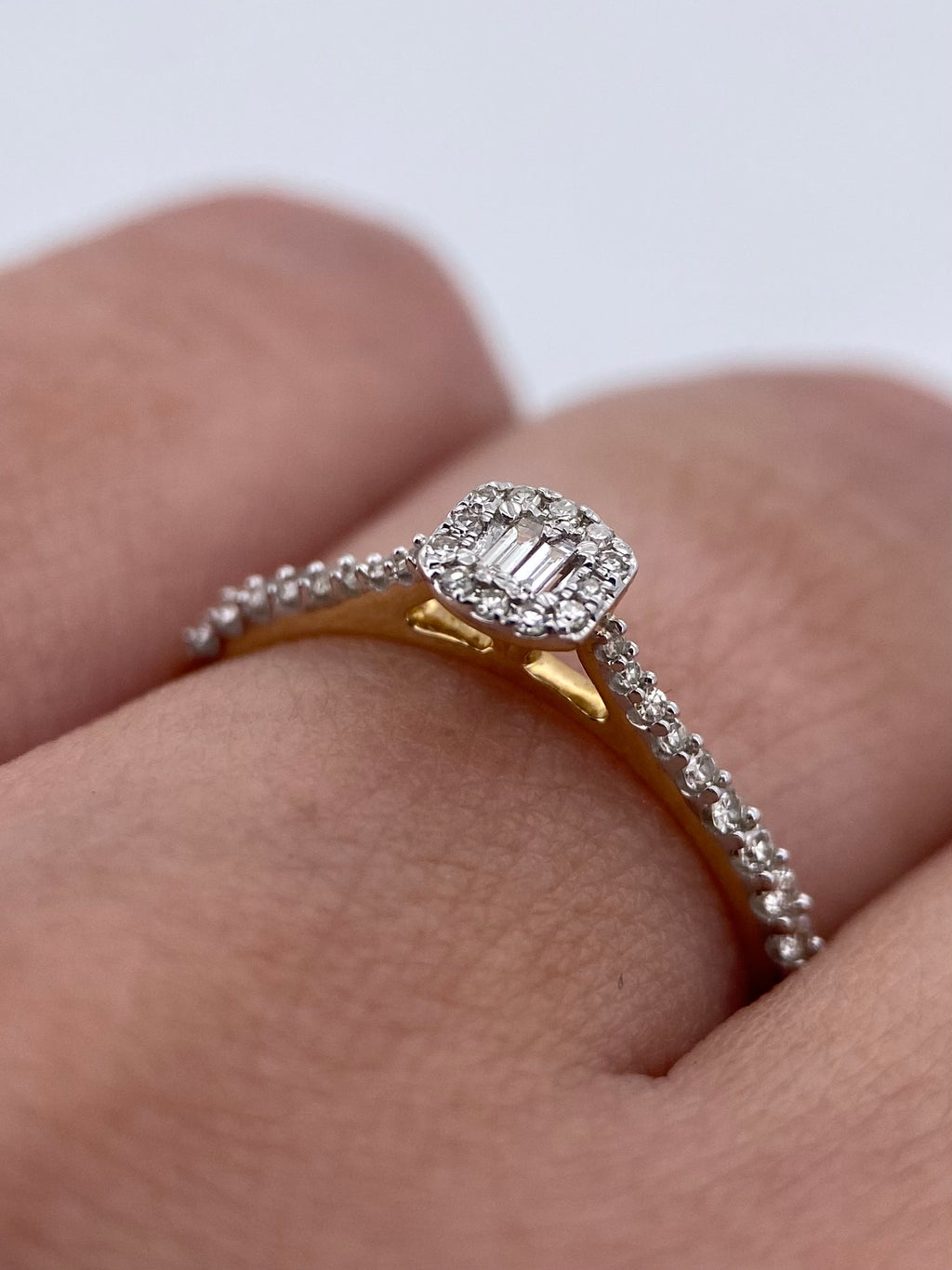 Oro Amarillo 14k Redondo 0.22ct de Diamantes Naturales                            Anillo Compromiso OF2199