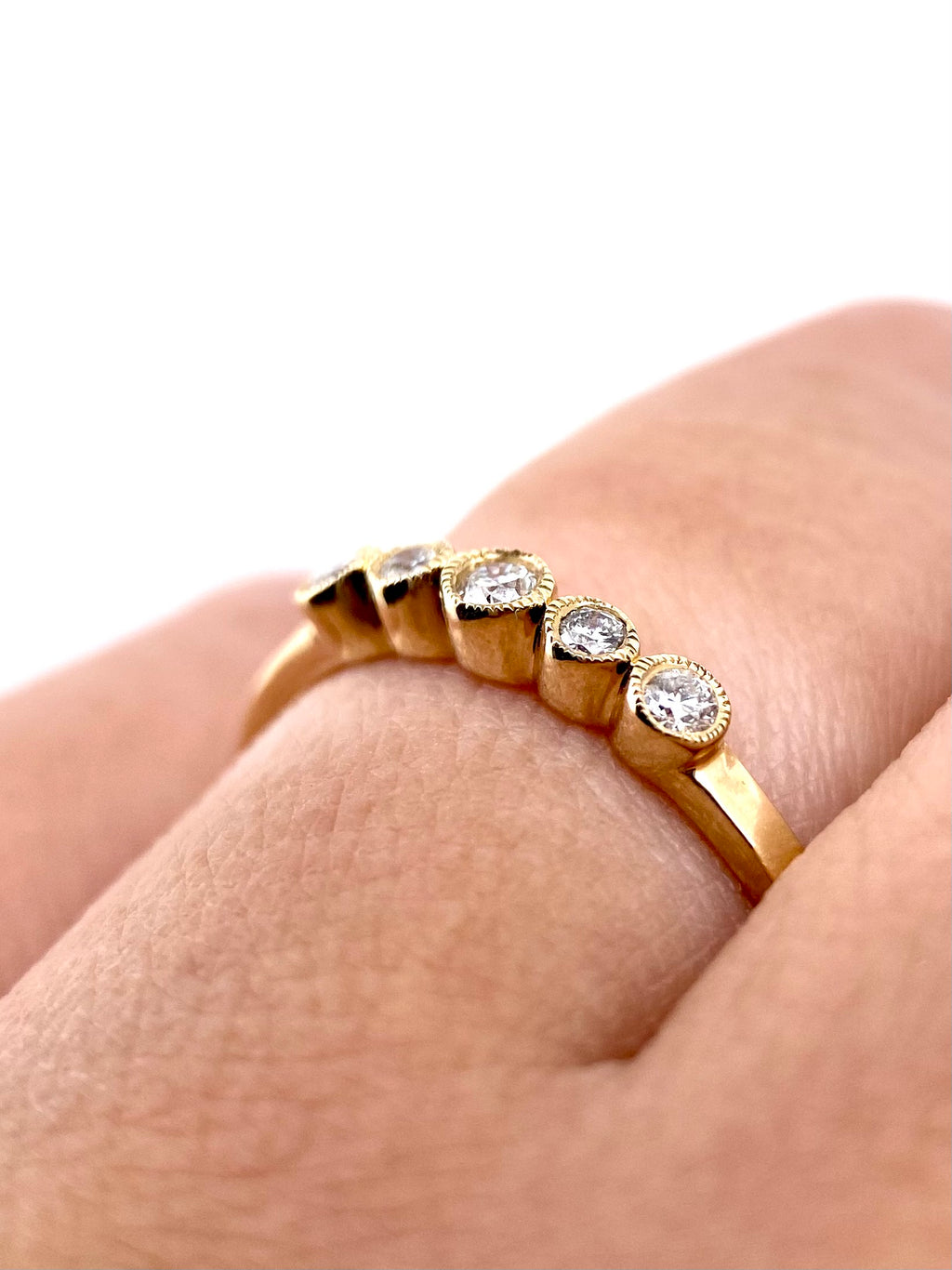 Churumbela Redonda 0.20ct Oro 14k Amarillo.            OF2346