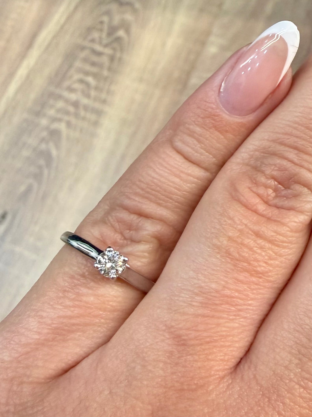 Oro Blanco 14k Redondo 0.20ct de Diamante Natural                                                  Anillo Compromiso OF2305
