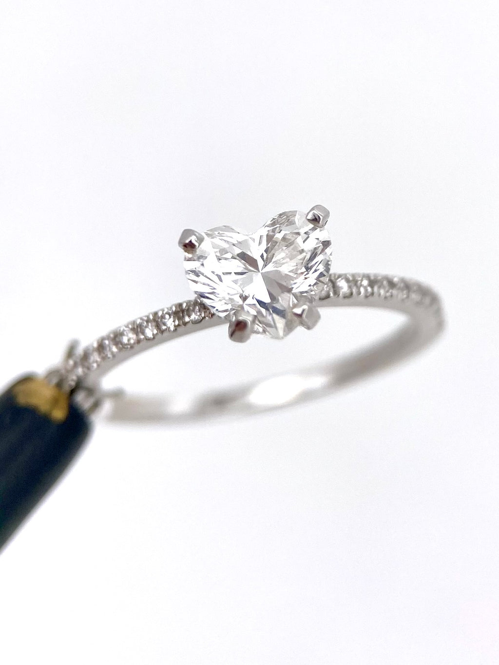 Diamante Laboratorio IGI Corazon 1.01ct+0.16ct Oro Amarillo-Anillo de Compromiso