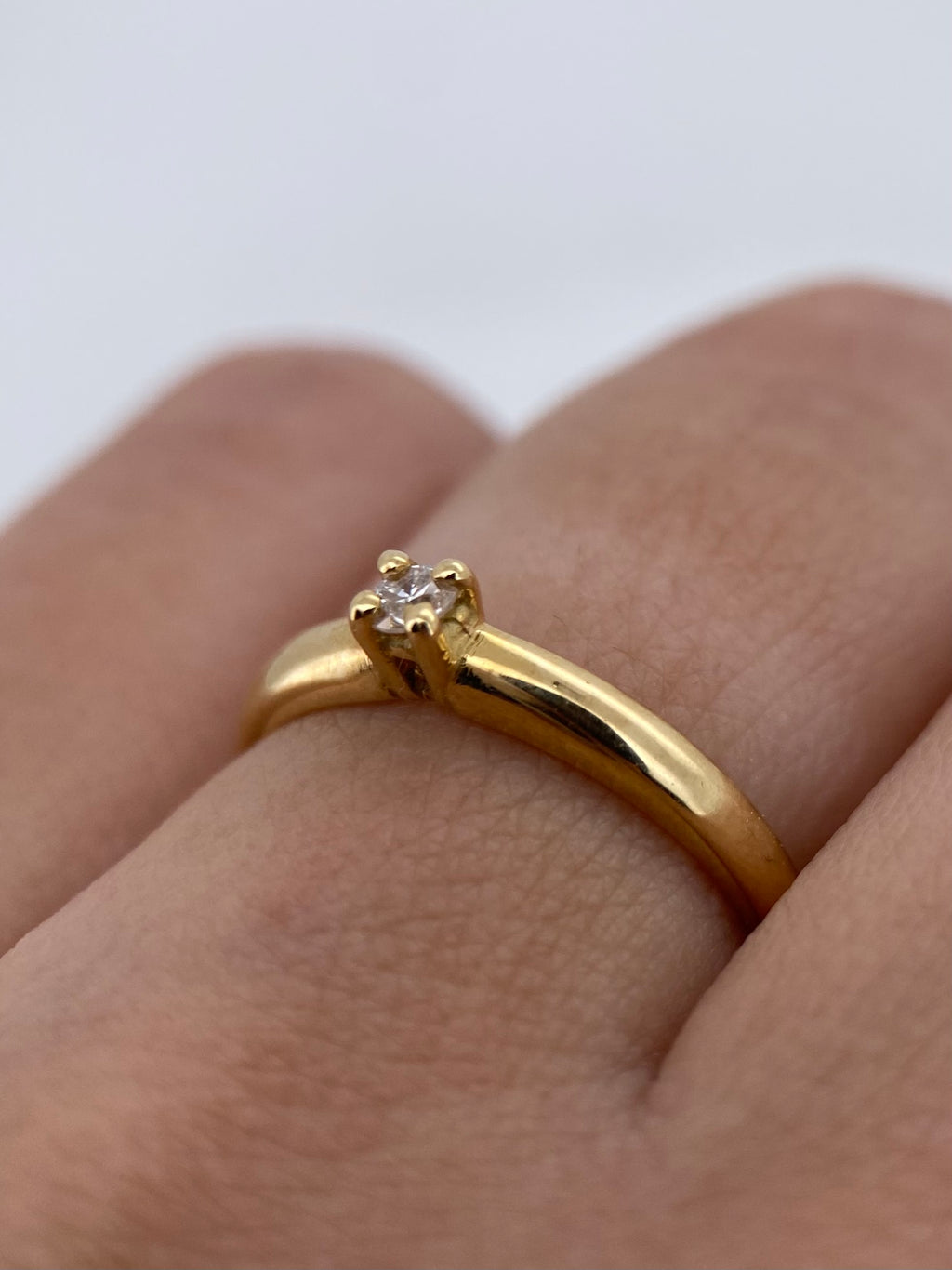 Oro Amarillo 14k Redondo 0.08ct de Diamante Natural                              Anillo Compromiso OF2213