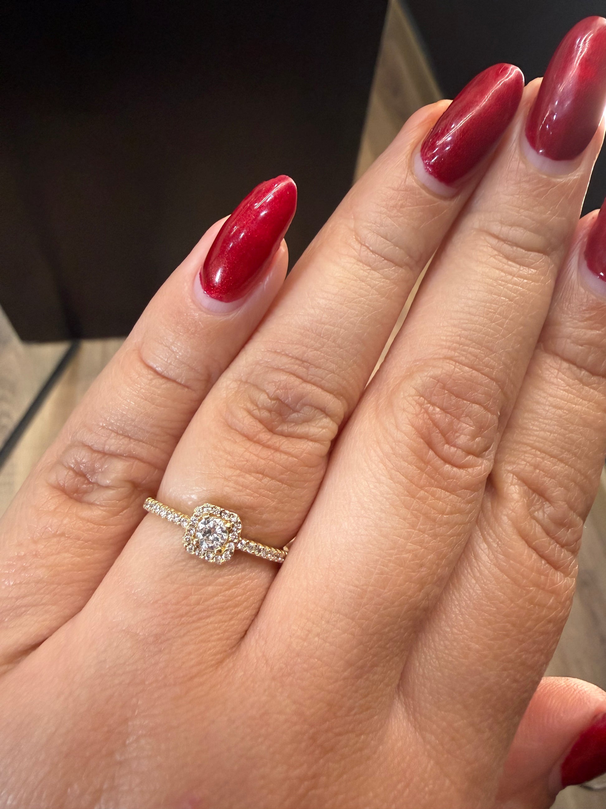 Oro Amarillo 14k Redondo 0.16ct+0.18ct de Diamantes Naturales                            Anillo Compromiso OF1737