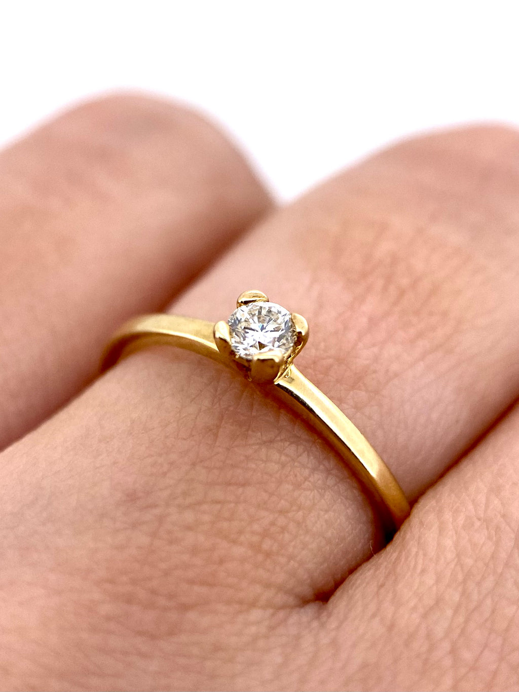 Oro Amarillo 14k Redondo 0.09ct de Diamante Natural                              Anillo Compromiso OF1836