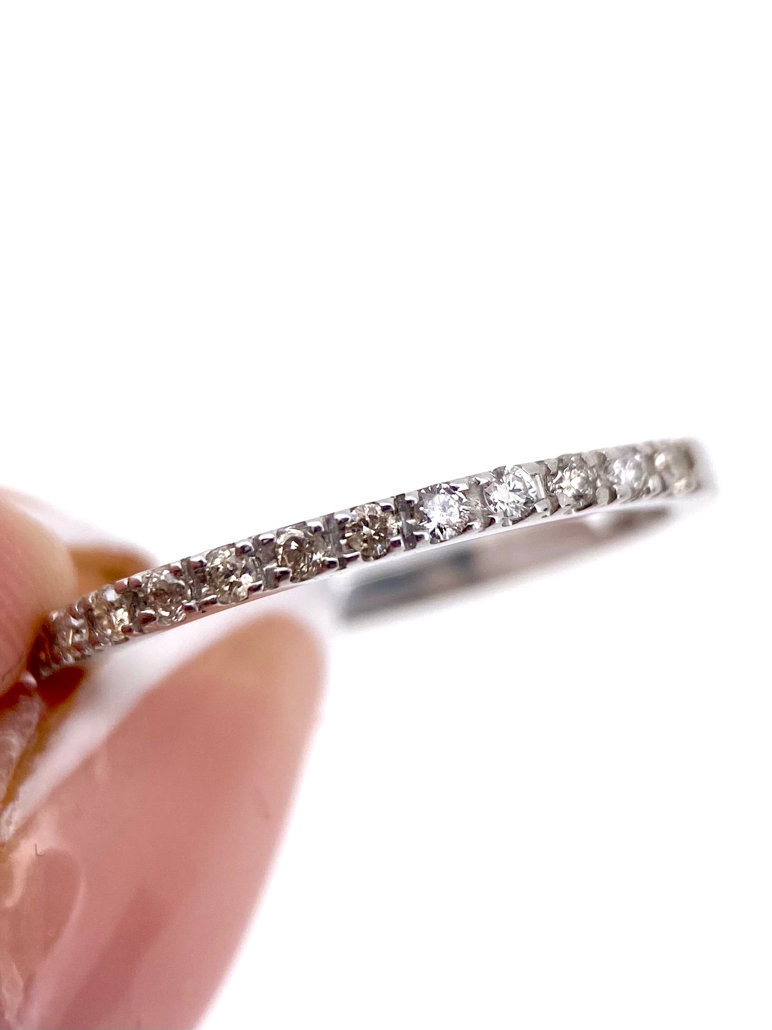 Churumbela Redonda 0.18ct Oro 14k Blanco.            OF2313