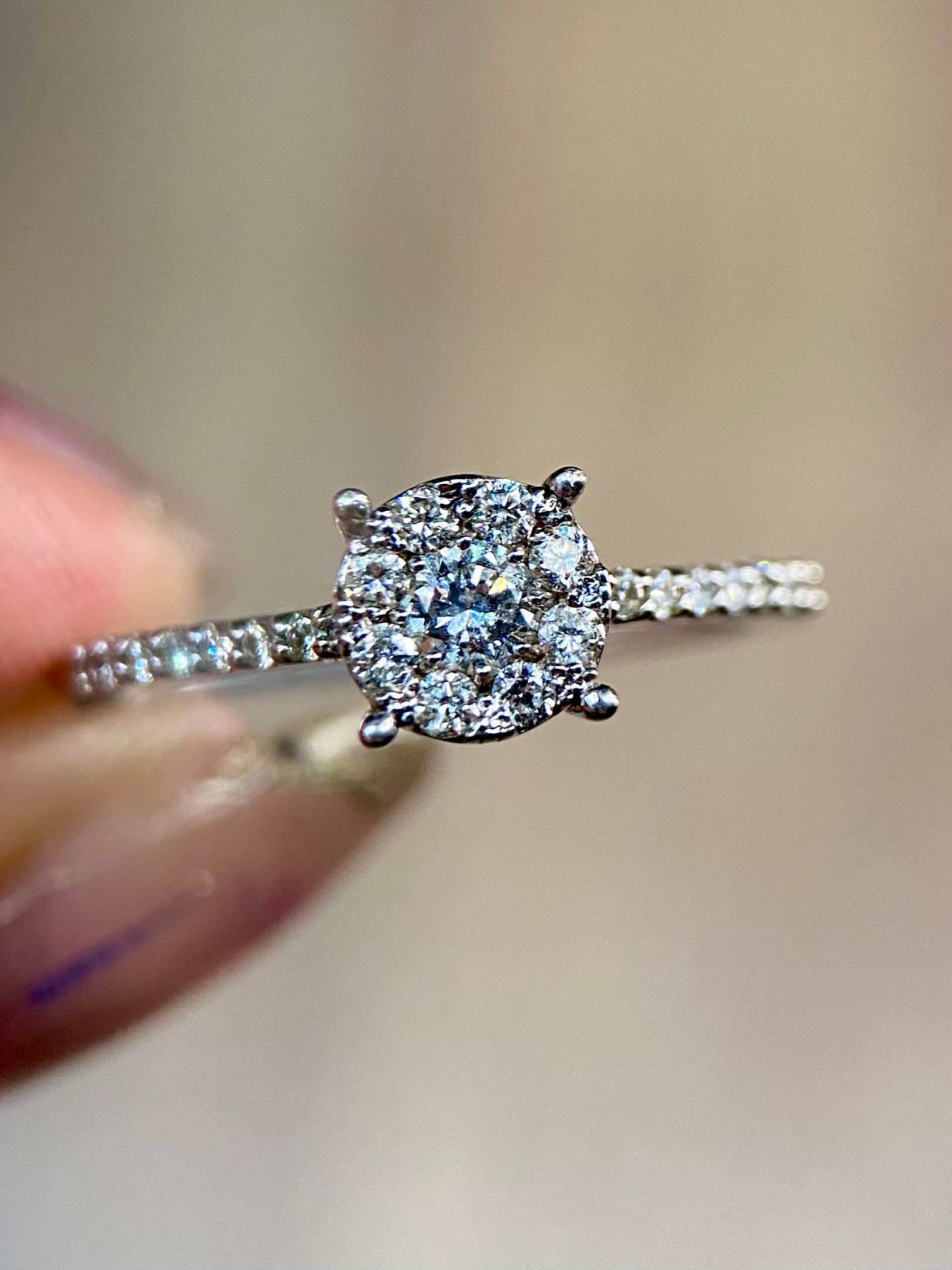 Oro Blanco 14k Redondo 0.48ct de Diamantes Naturales                            Anillo Compromiso OF1871