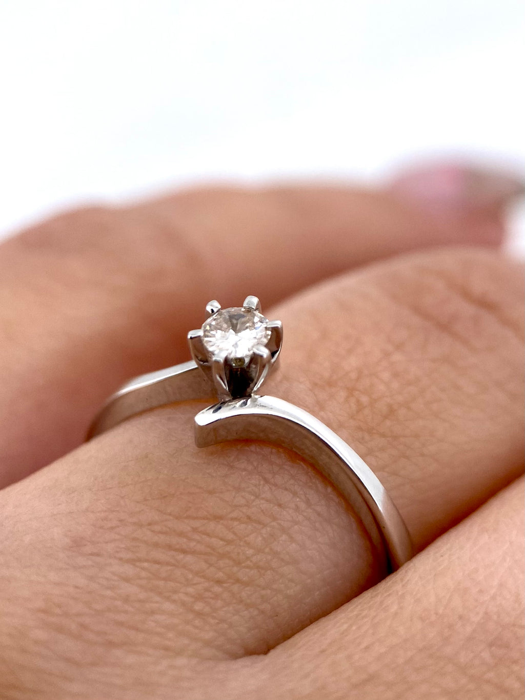 Oro Blanco 14k Redondo 0.19ct de Diamante Natural                                                  Anillo Compromiso OF1947