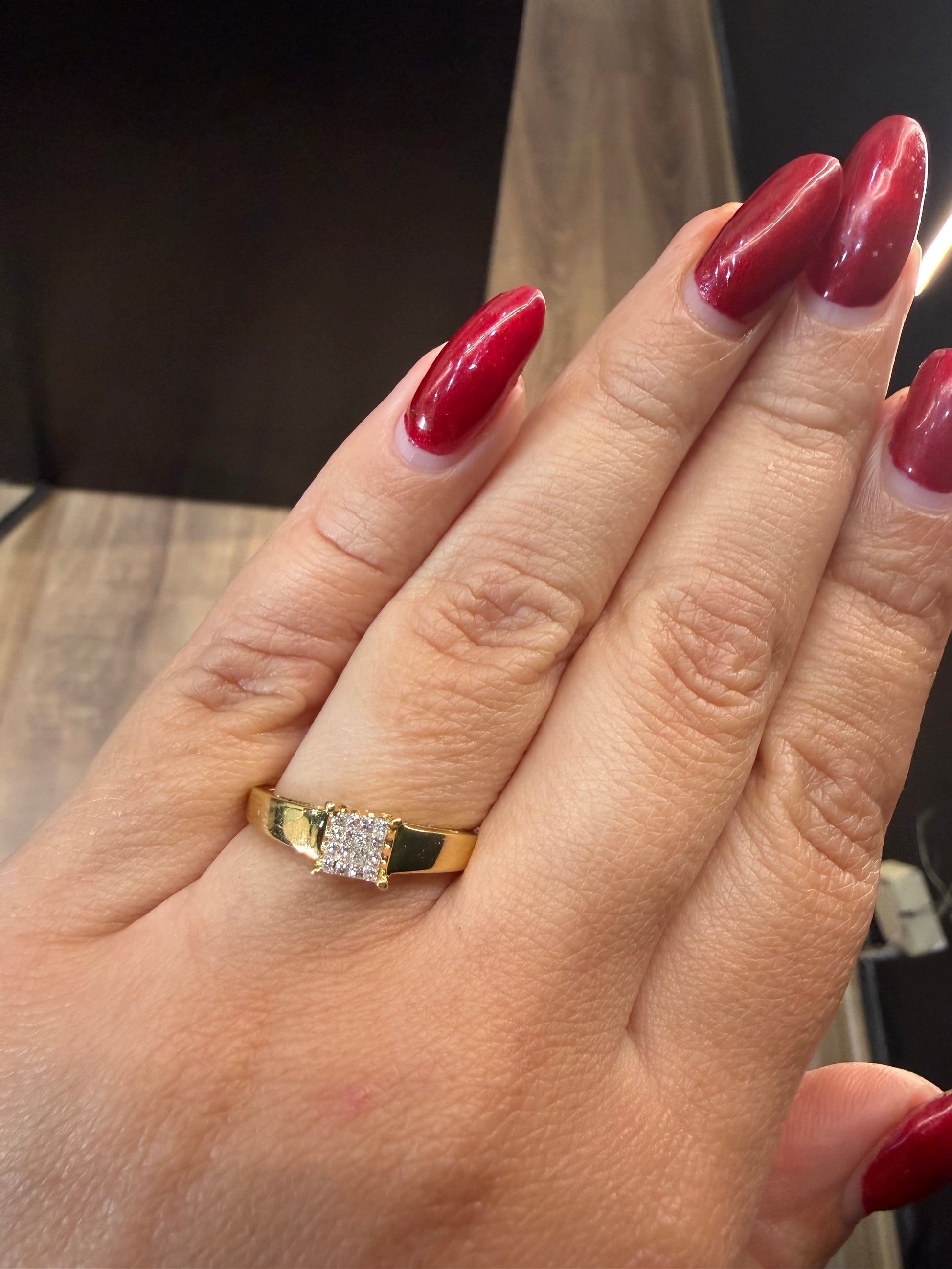 Oro Amarillo 14k Princess 0.32ct de Diamantes Naturales                            Anillo Compromiso OF2215