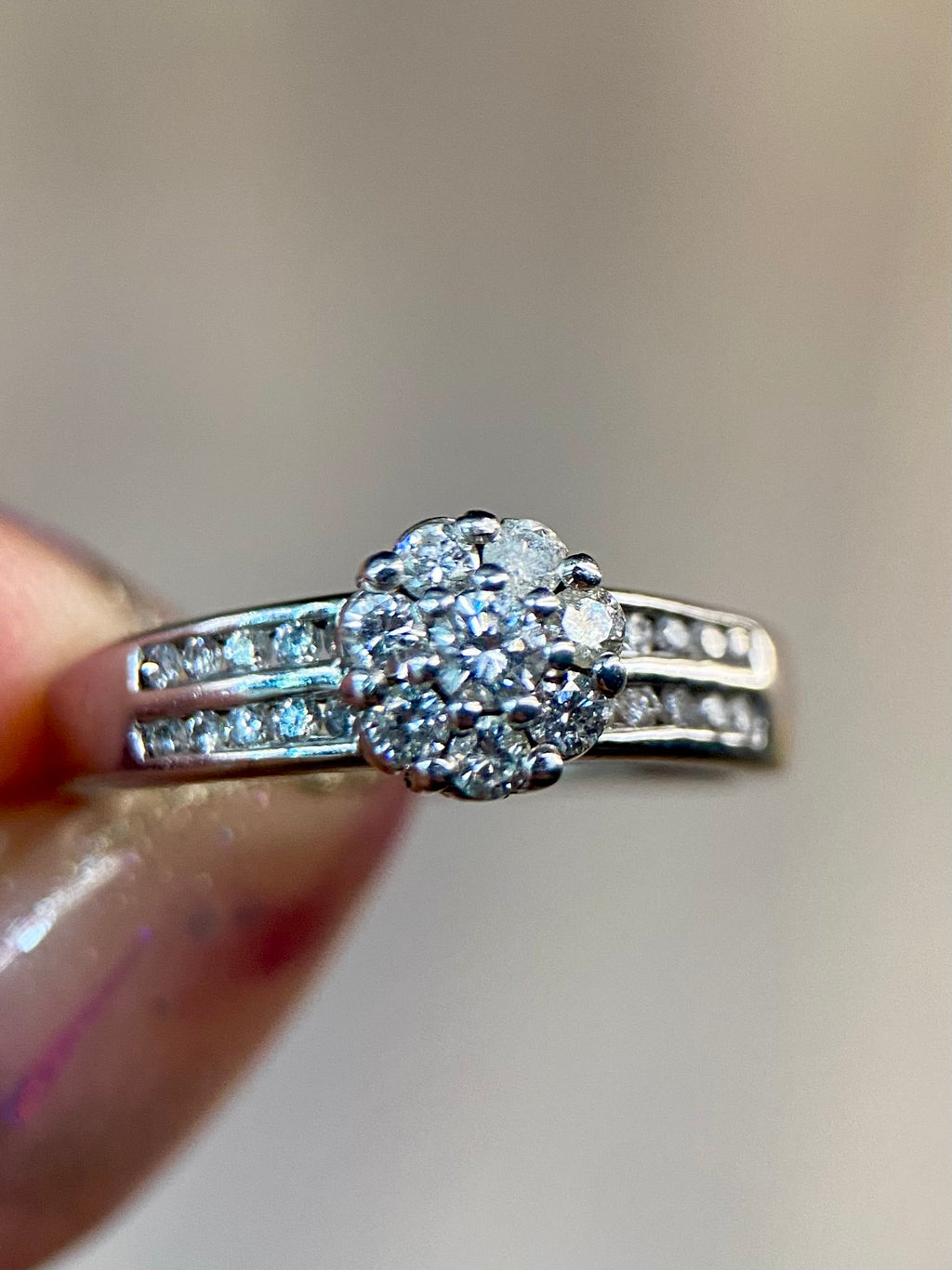 Oro Blanco 14k Redondo 0.39ct de Diamante Natural                                                  Anillo Compromiso OF1847